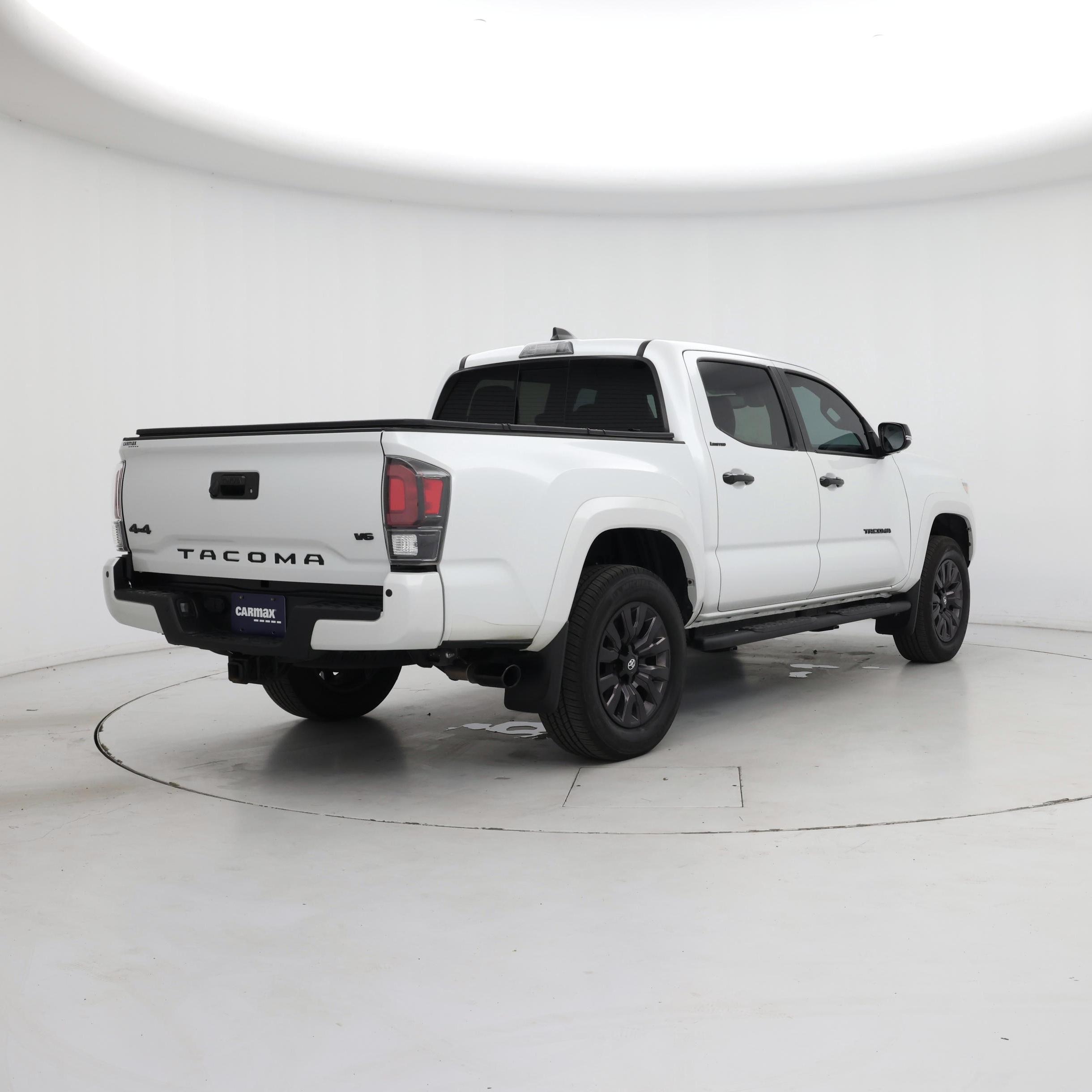 Thumbnail: 2023 Toyota Tacoma - 8