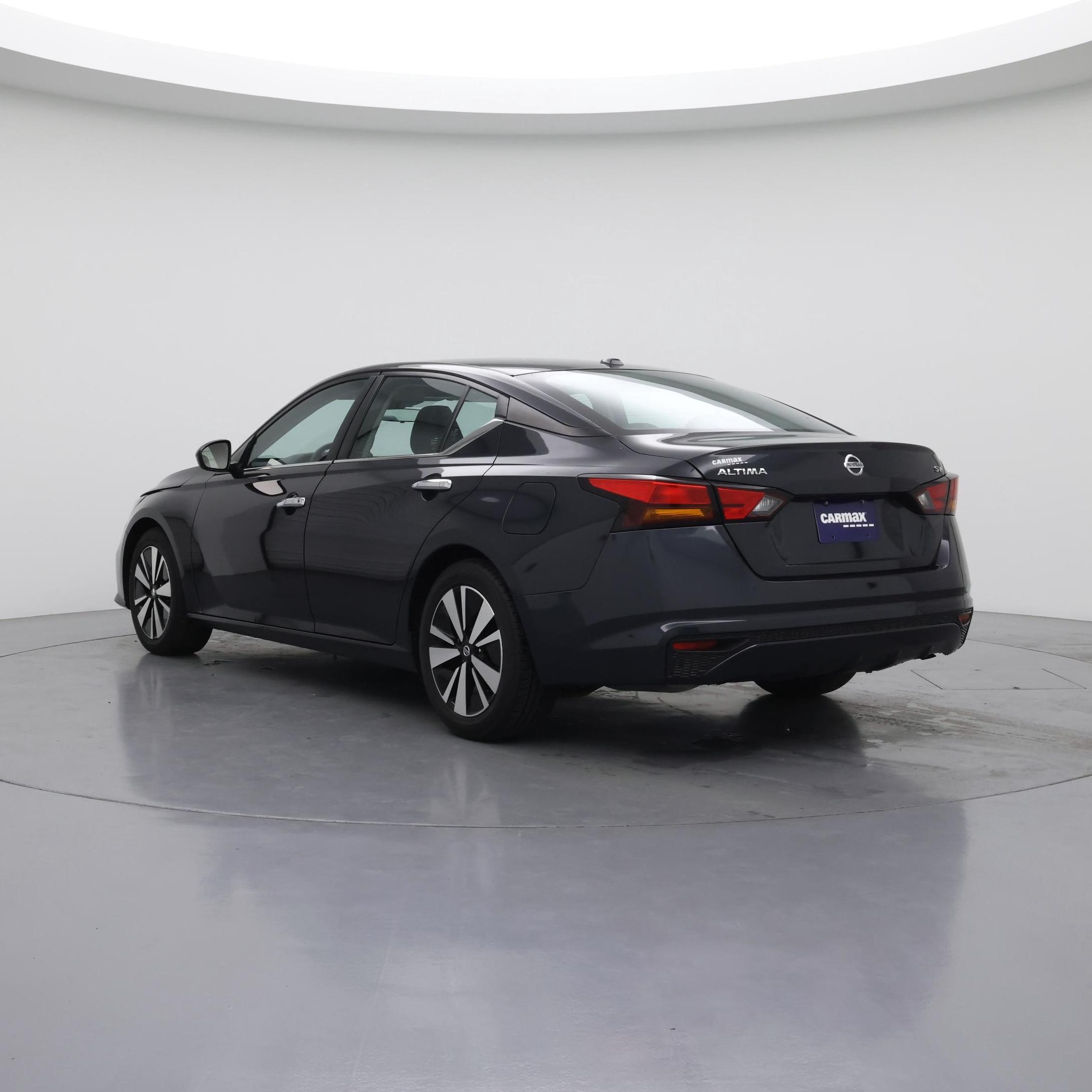 Thumbnail: 2022 Nissan Altima - 2