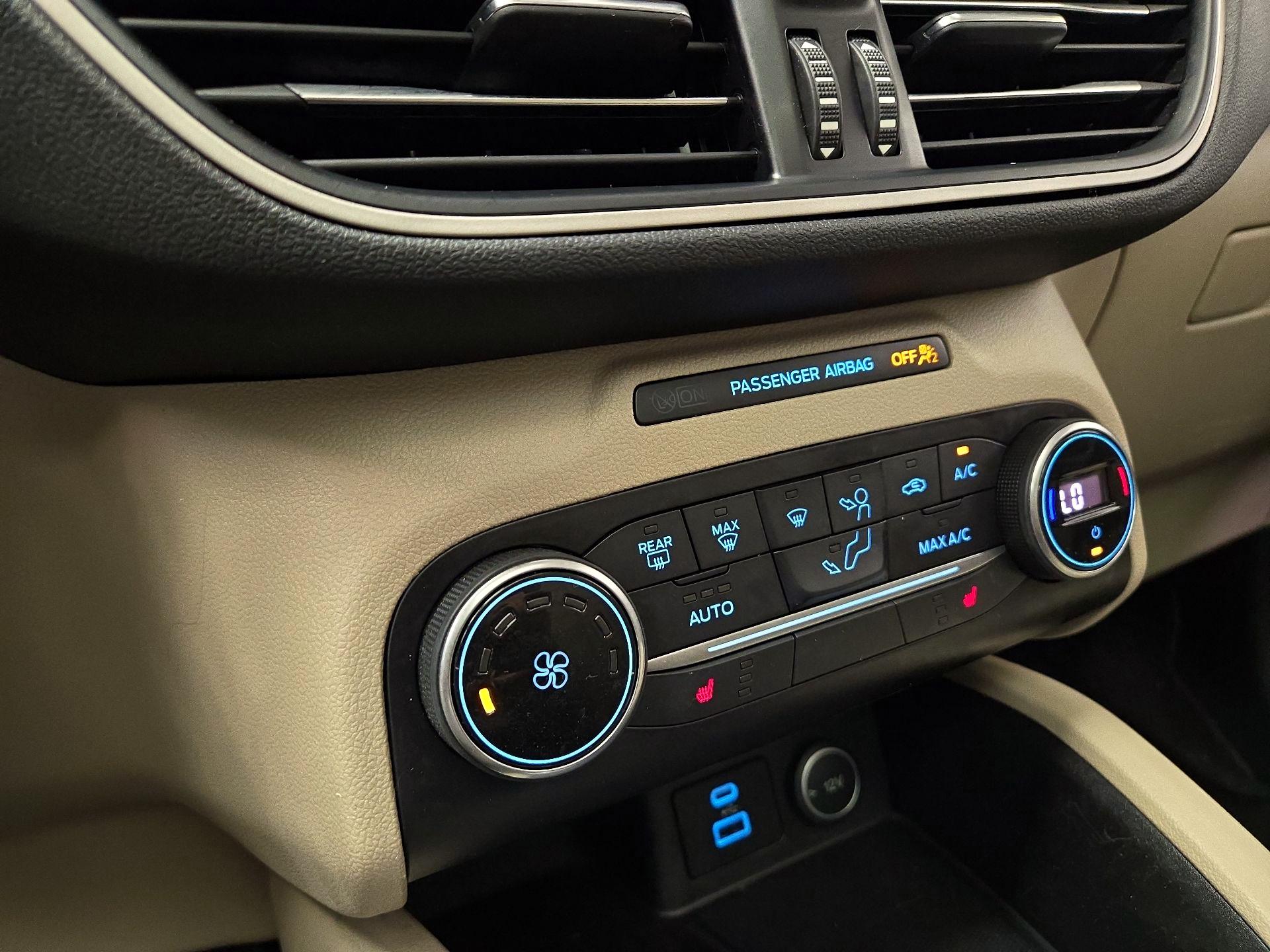 Thumbnail: 2020 Ford Escape - 17
