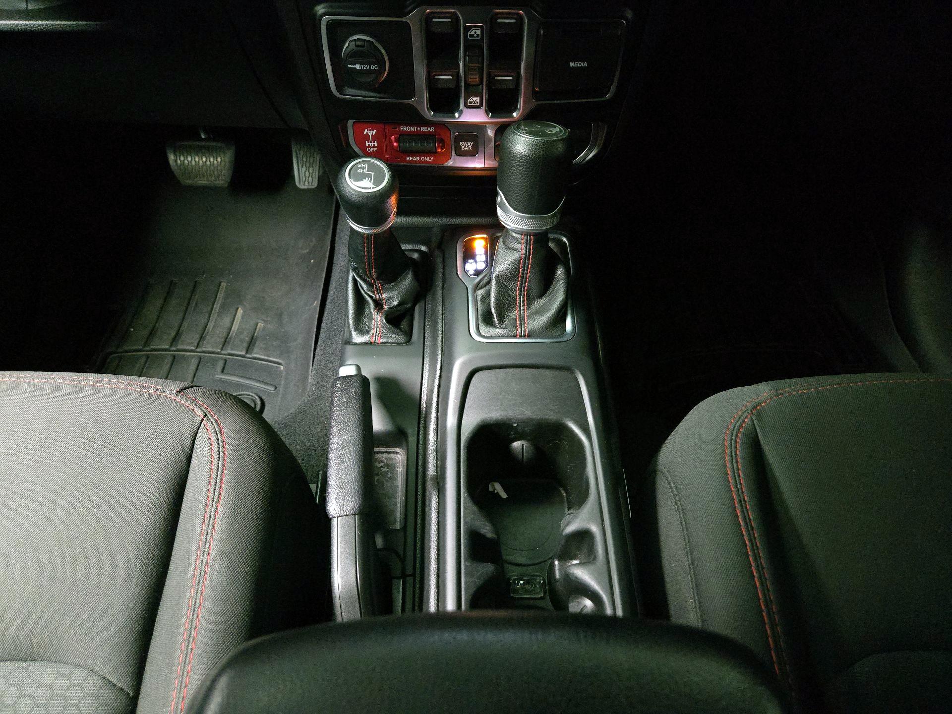 Thumbnail: 2020 Jeep Wrangler - 18