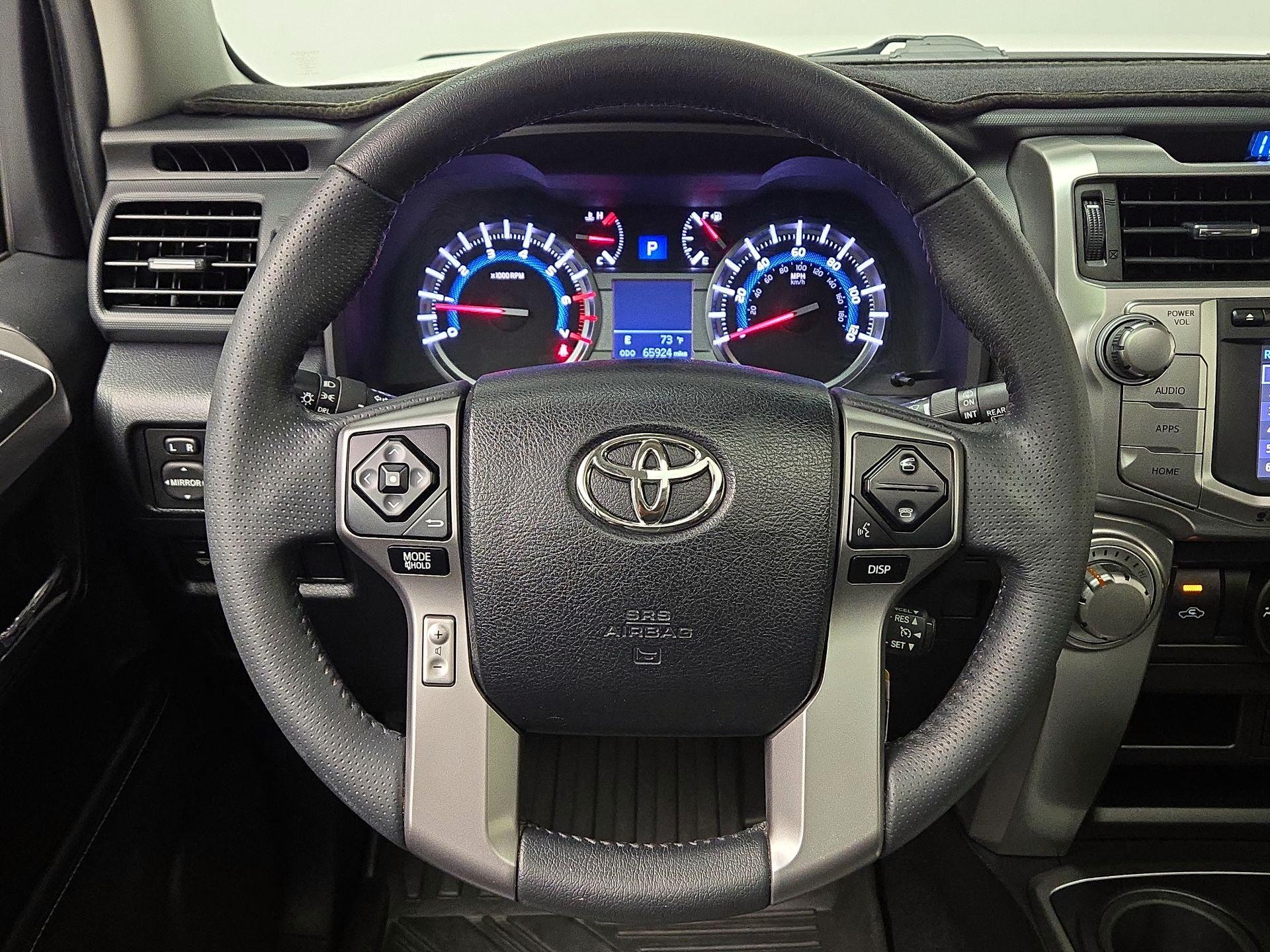Thumbnail: 2019 Toyota 4Runner - 10
