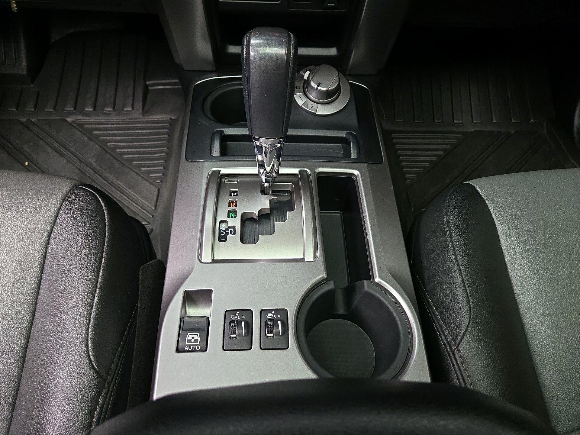 Thumbnail: 2019 Toyota 4Runner - 18