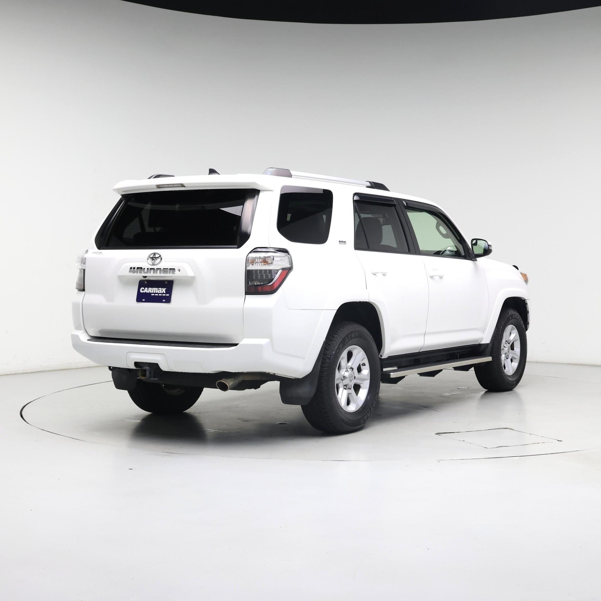 Thumbnail: 2019 Toyota 4Runner - 8