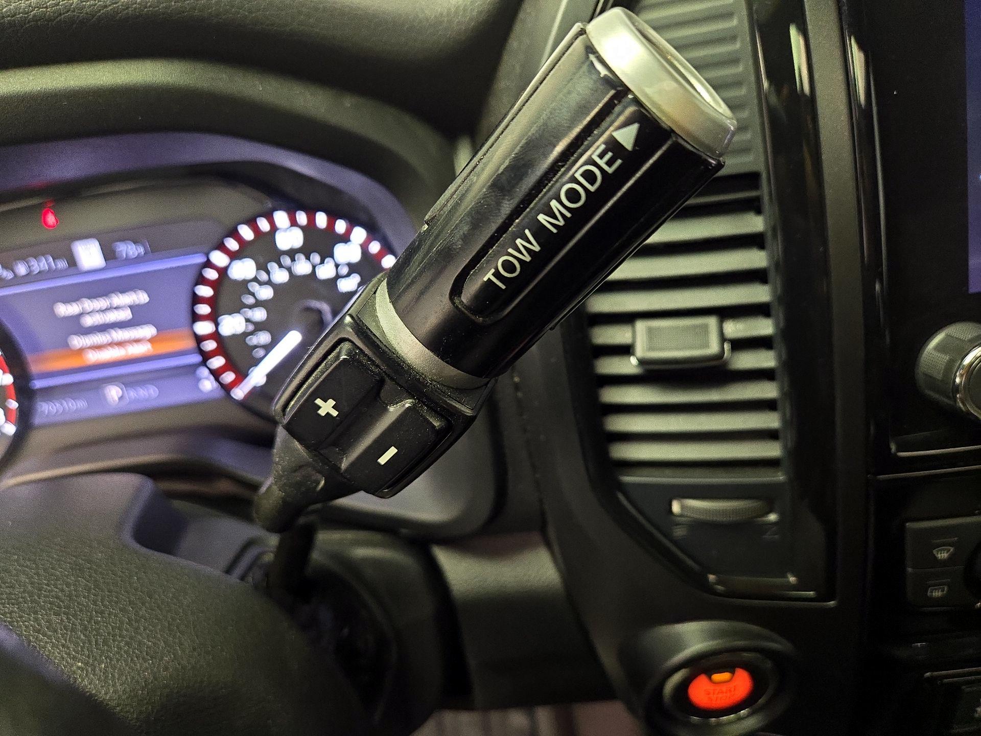 Thumbnail: 2022 Nissan Titan - 18