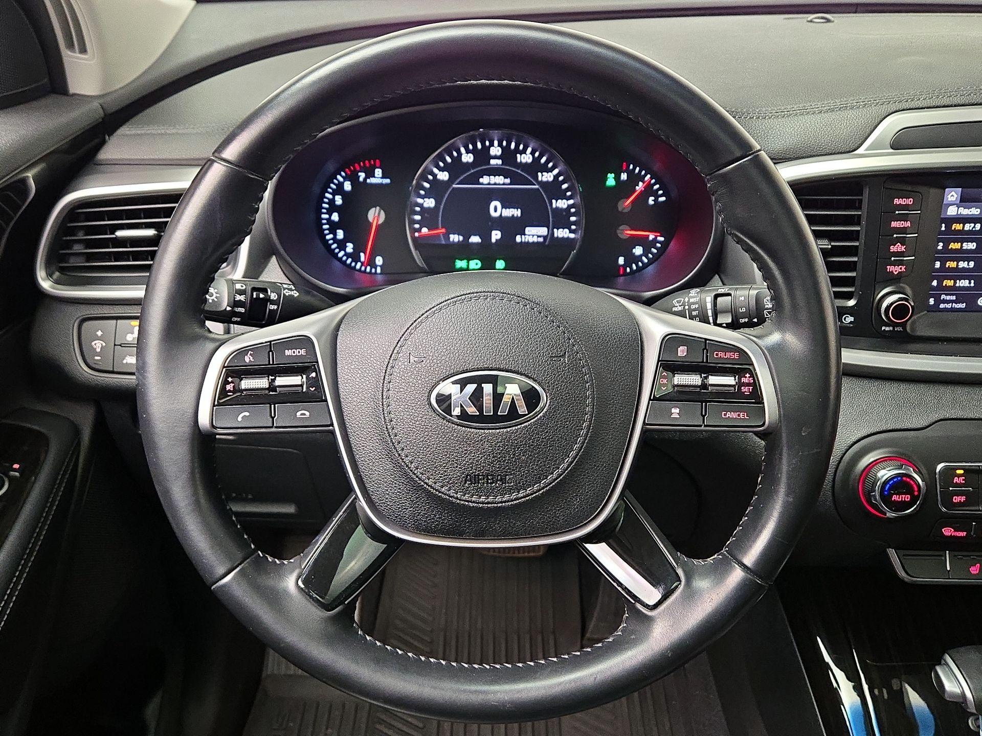 Thumbnail: 2020 Kia Sorento - 10