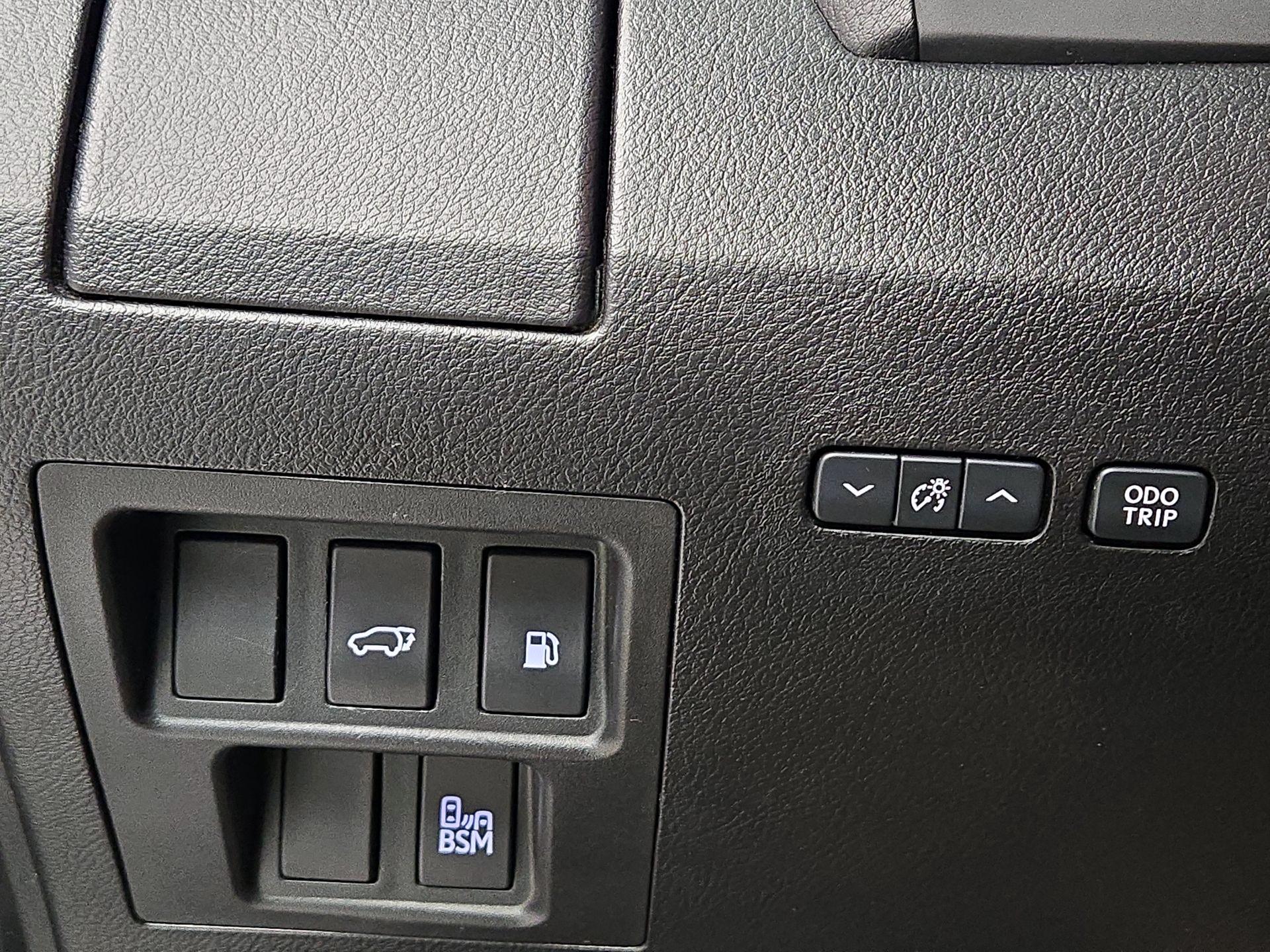 Thumbnail: 2014 Lexus RX - 13
