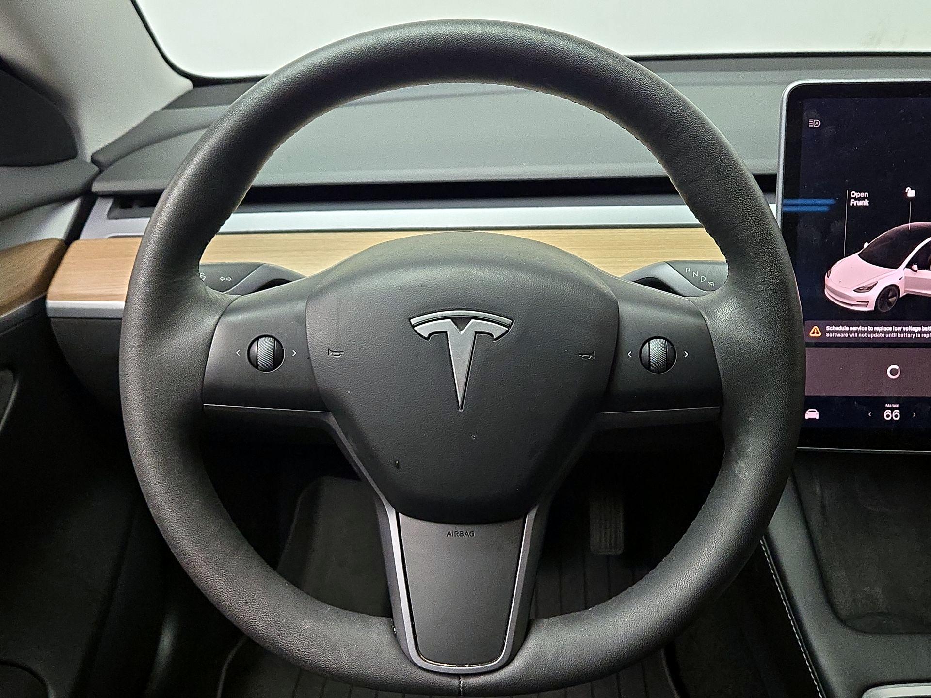 Thumbnail: 2021 Tesla Model 3 - 10