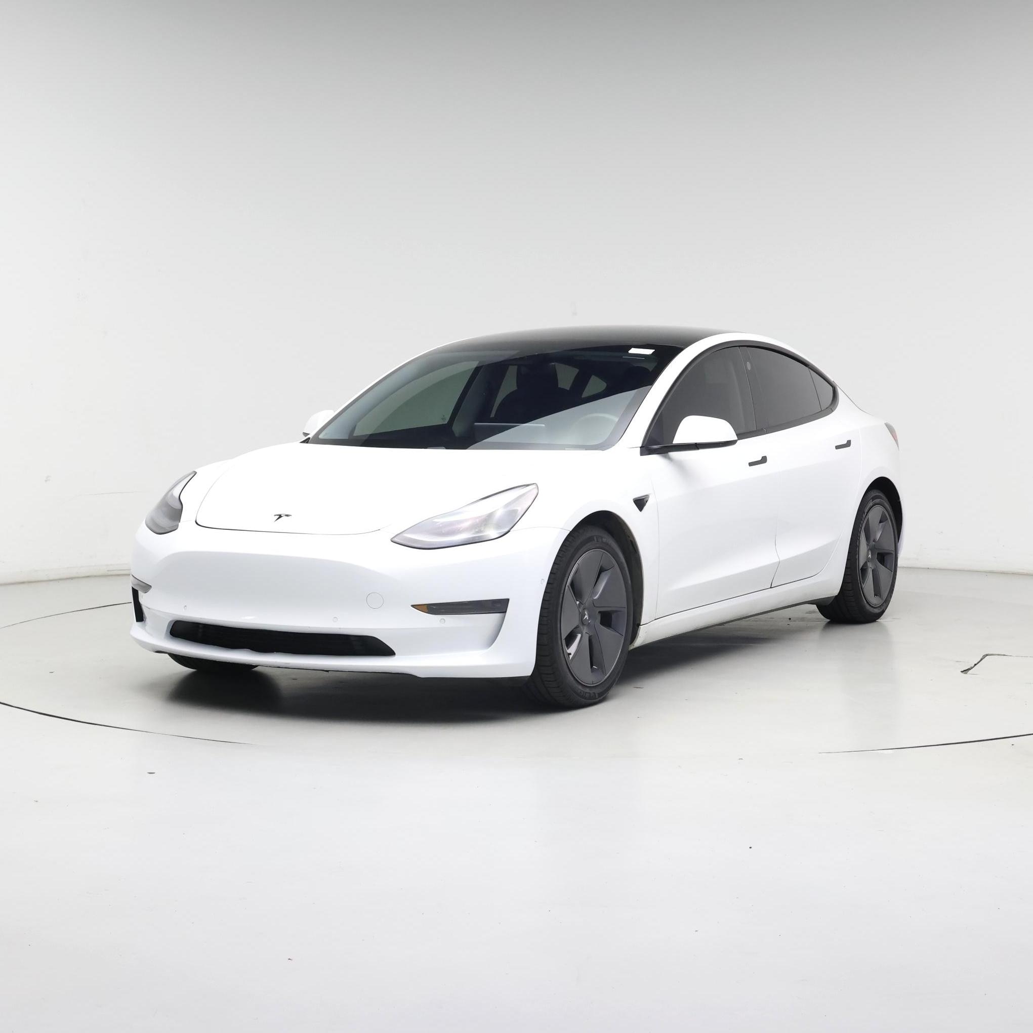 Thumbnail: 2021 Tesla Model 3 - 4