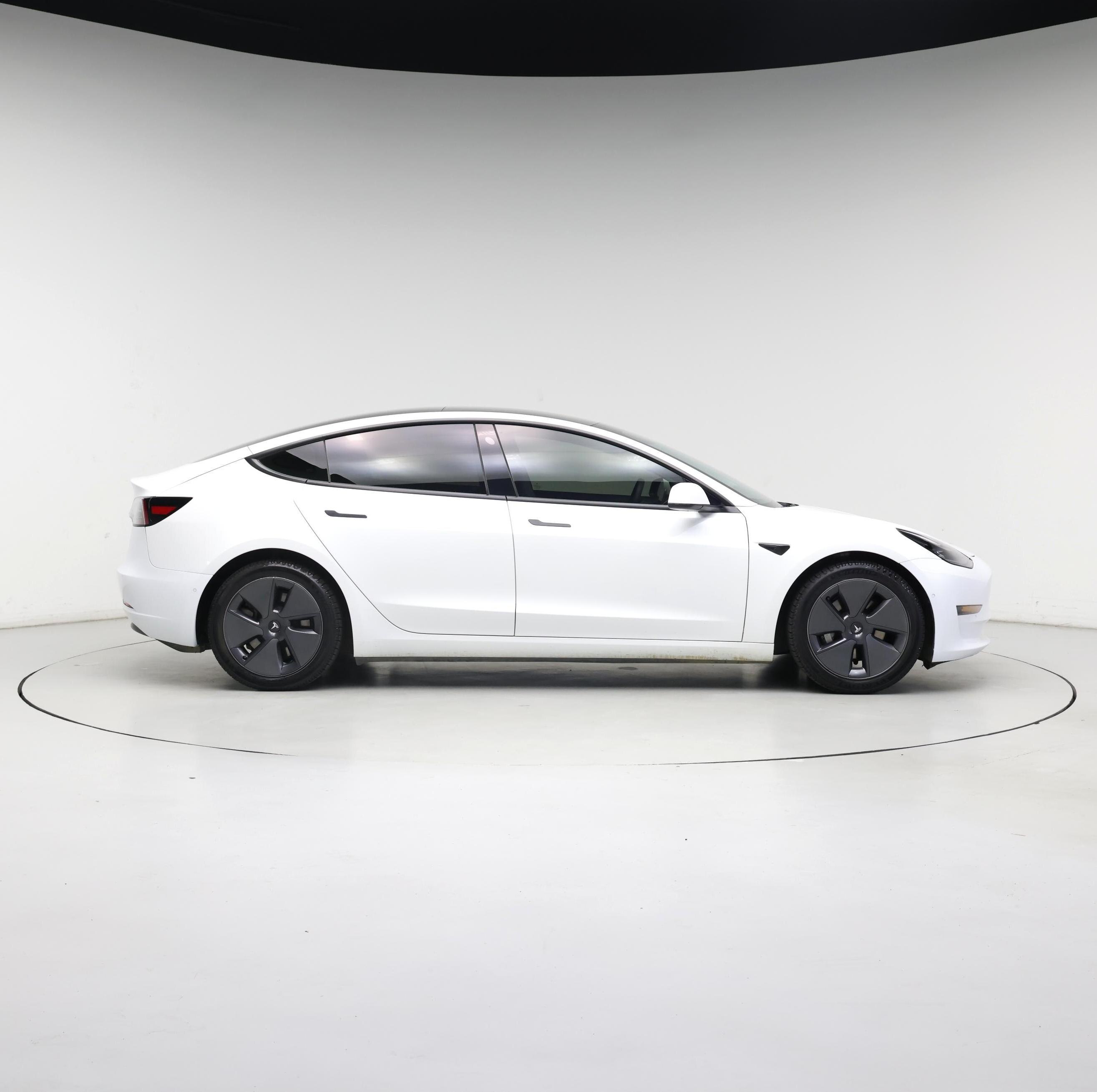 Thumbnail: 2021 Tesla Model 3 - 7