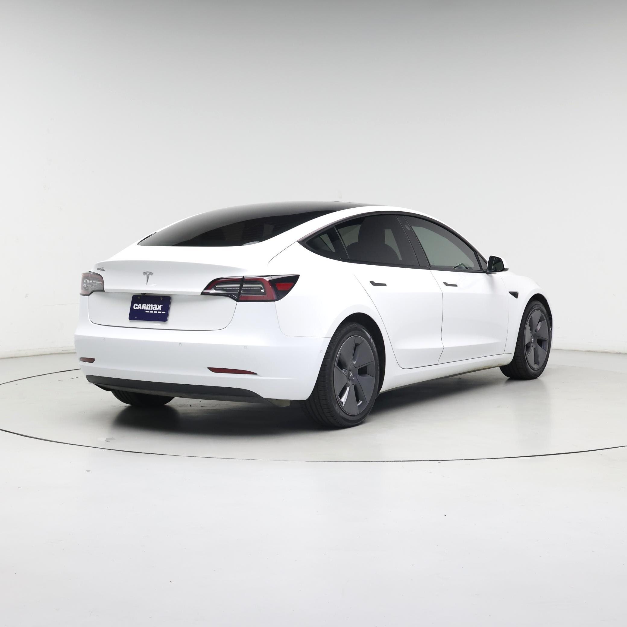 Thumbnail: 2021 Tesla Model 3 - 8