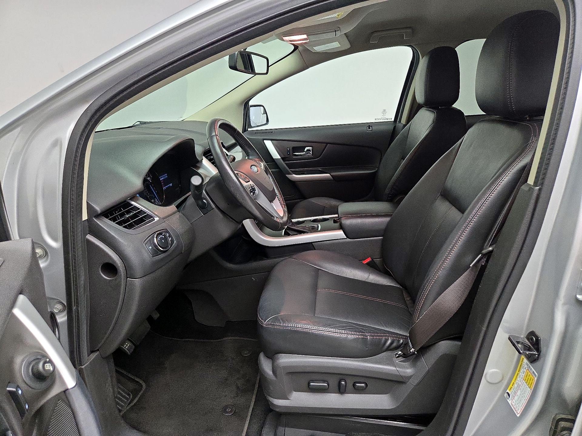 Thumbnail: 2014 Ford Edge - 11