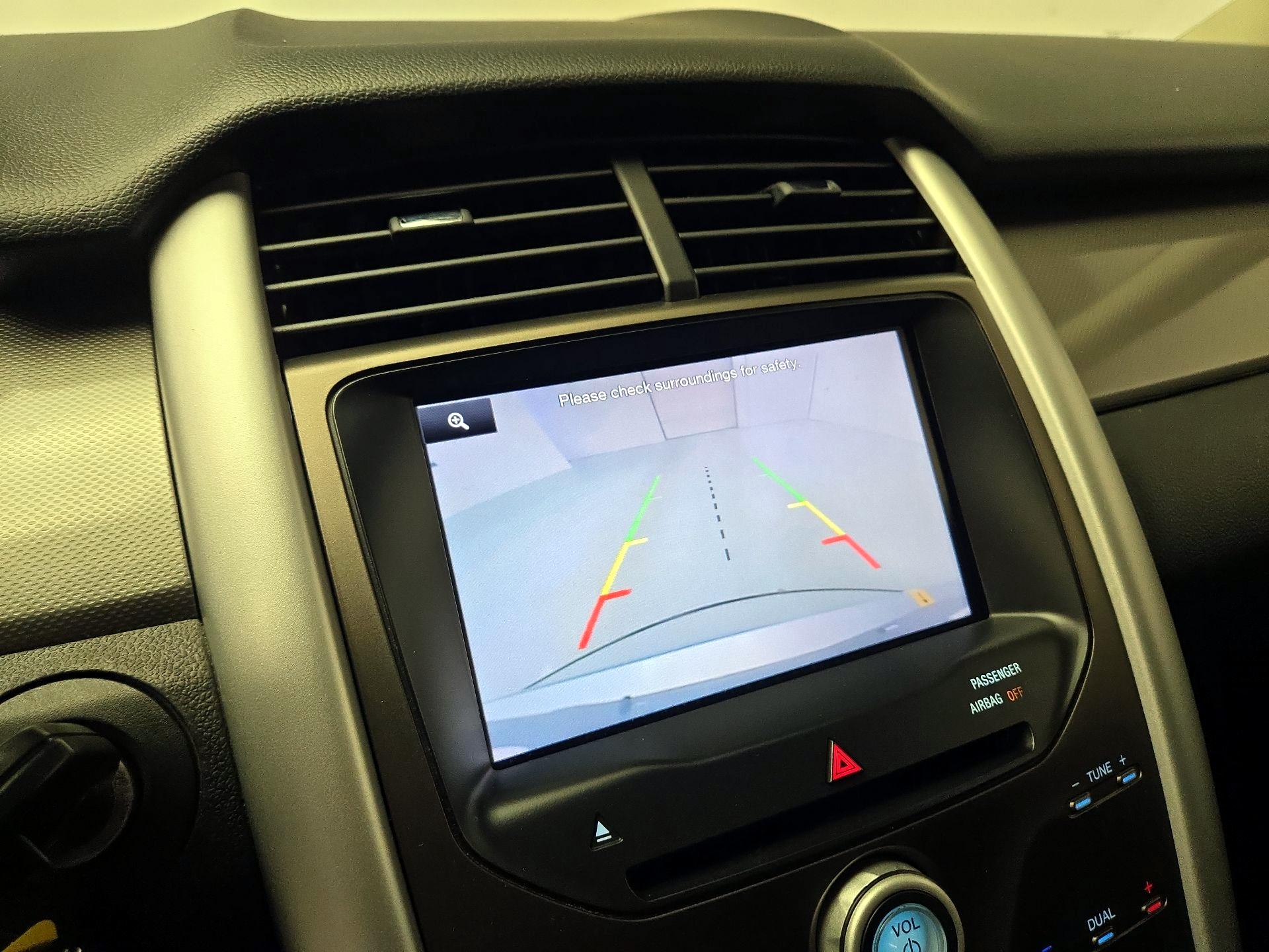 Thumbnail: 2014 Ford Edge - 14