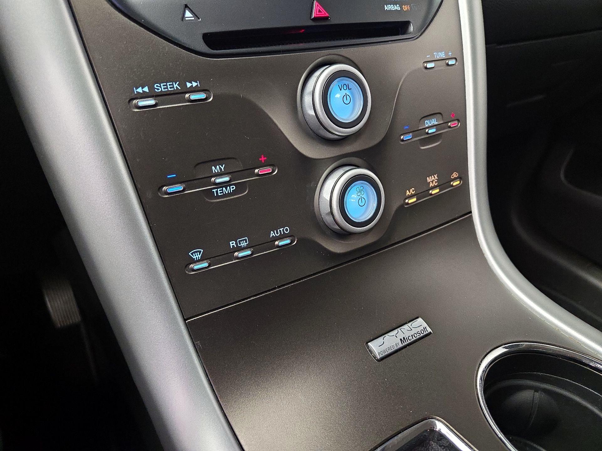 Thumbnail: 2014 Ford Edge - 16