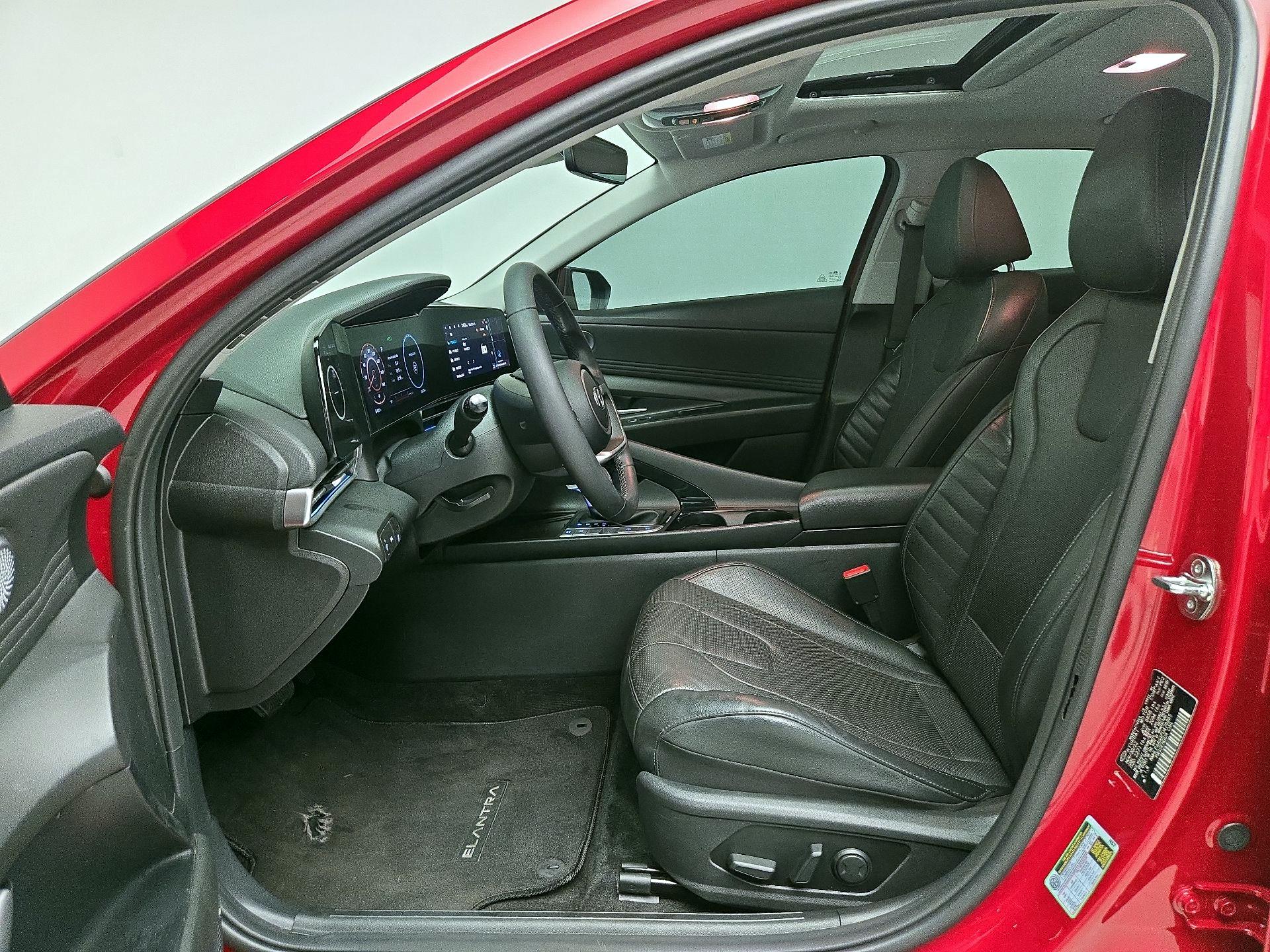 Thumbnail: 2023 Hyundai Elantra - 11