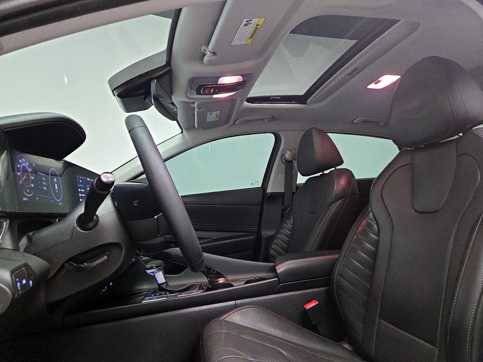 Thumbnail: 2023 Hyundai Elantra - 20