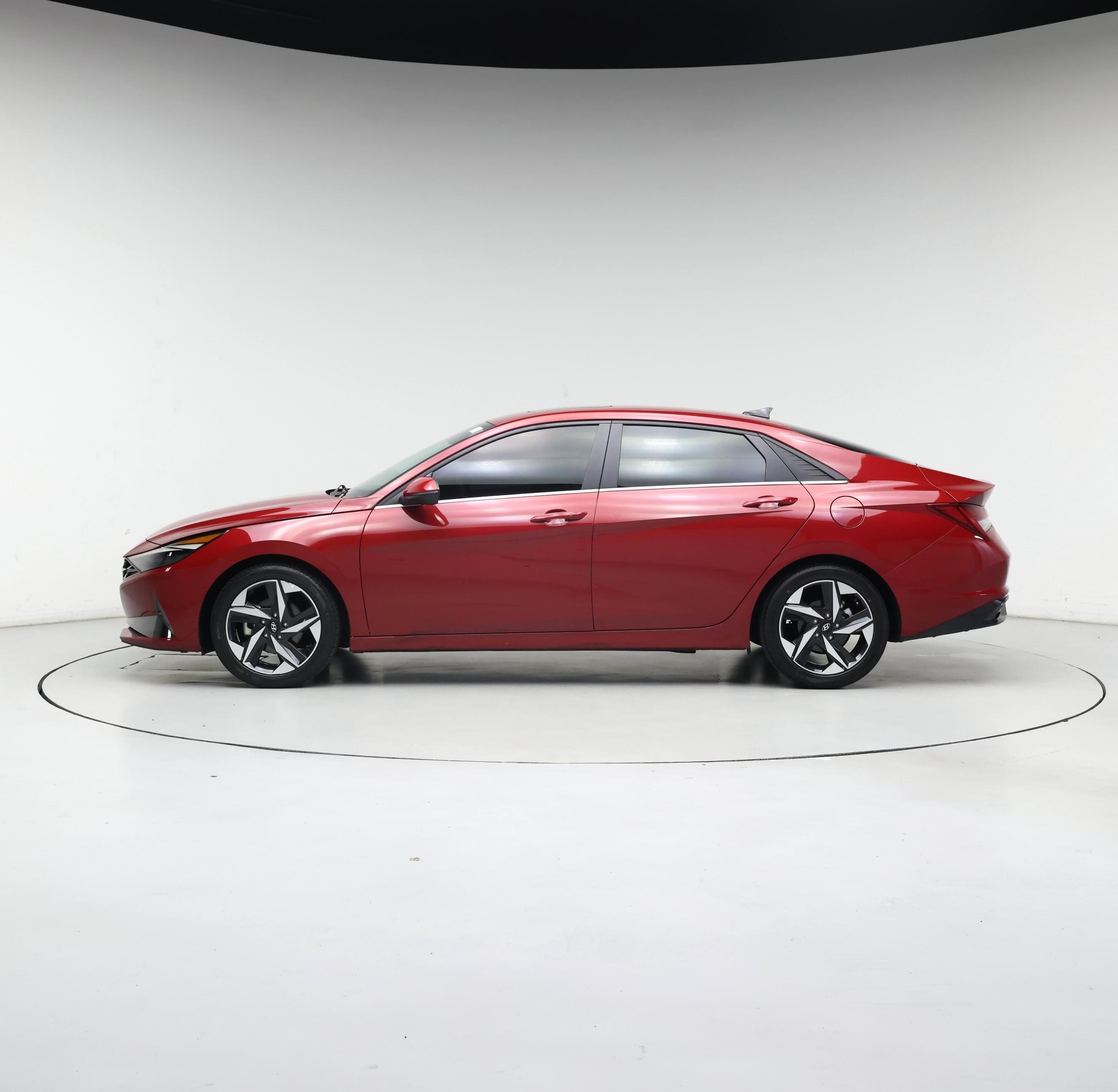 Thumbnail: 2023 Hyundai Elantra - 3