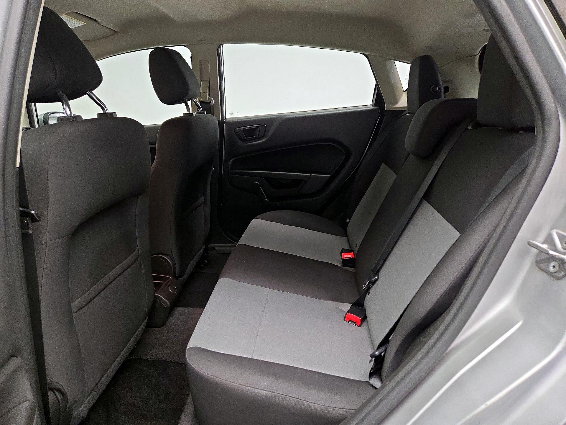 Thumbnail: 2016 Ford Fiesta - 18