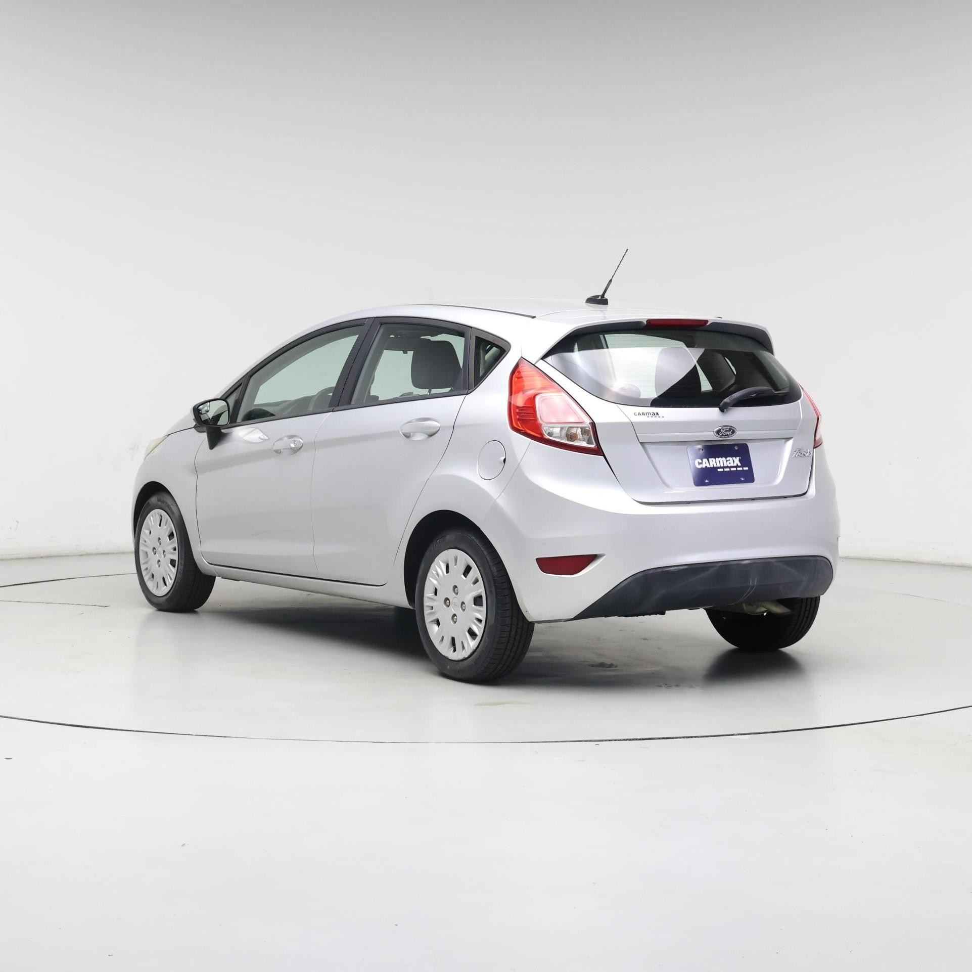 Thumbnail: 2016 Ford Fiesta - 2