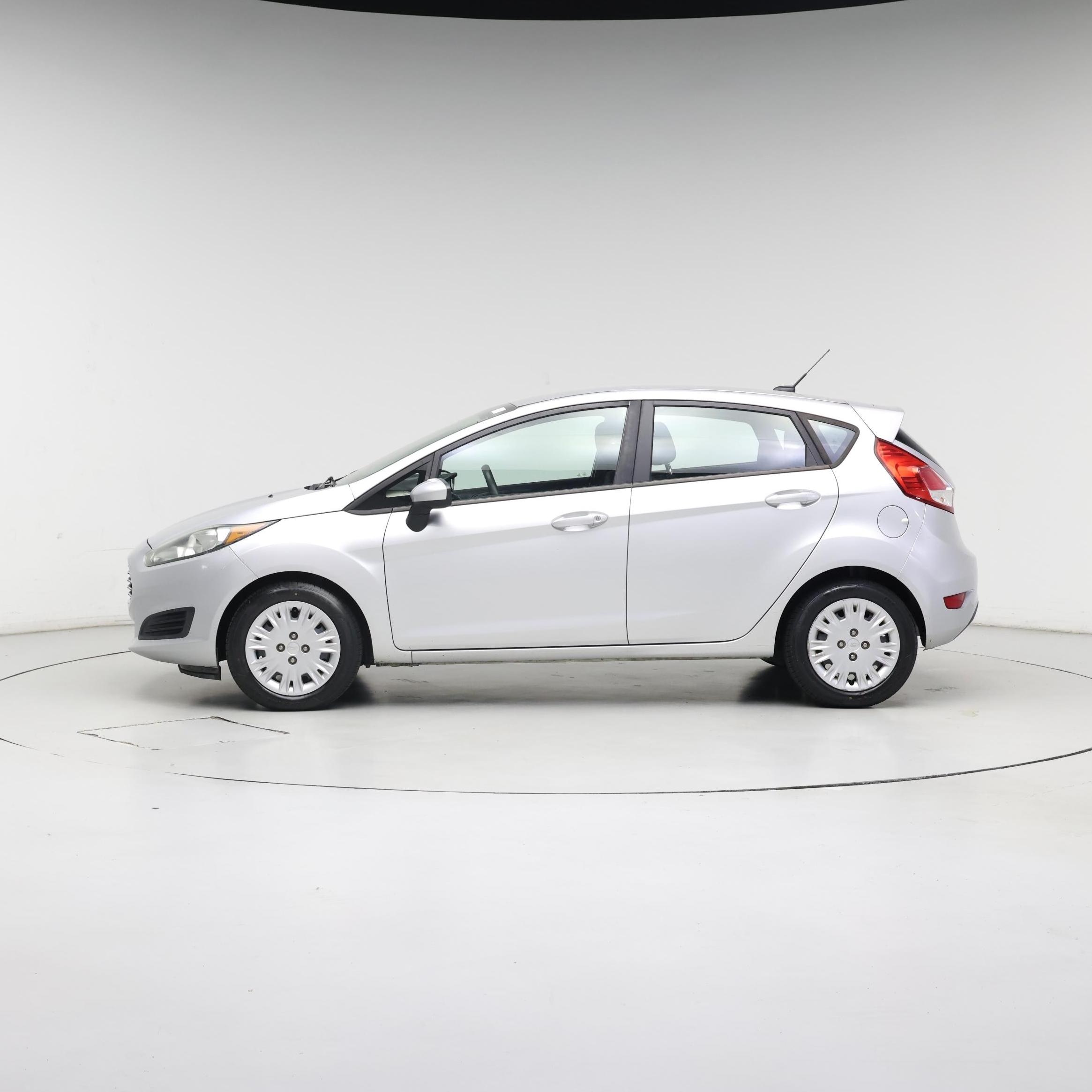 Thumbnail: 2016 Ford Fiesta - 3