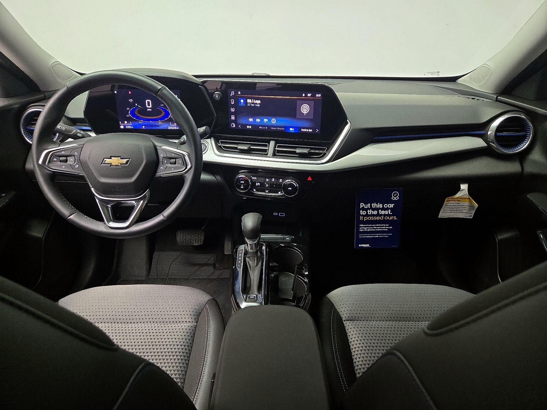 Thumbnail: 2024 Chevrolet Trax - 9