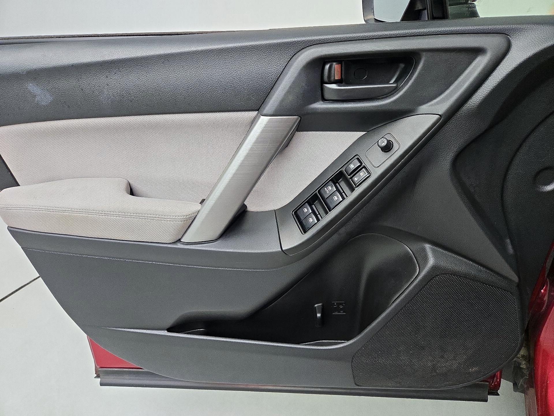 Thumbnail: 2014 Subaru Forester - 12