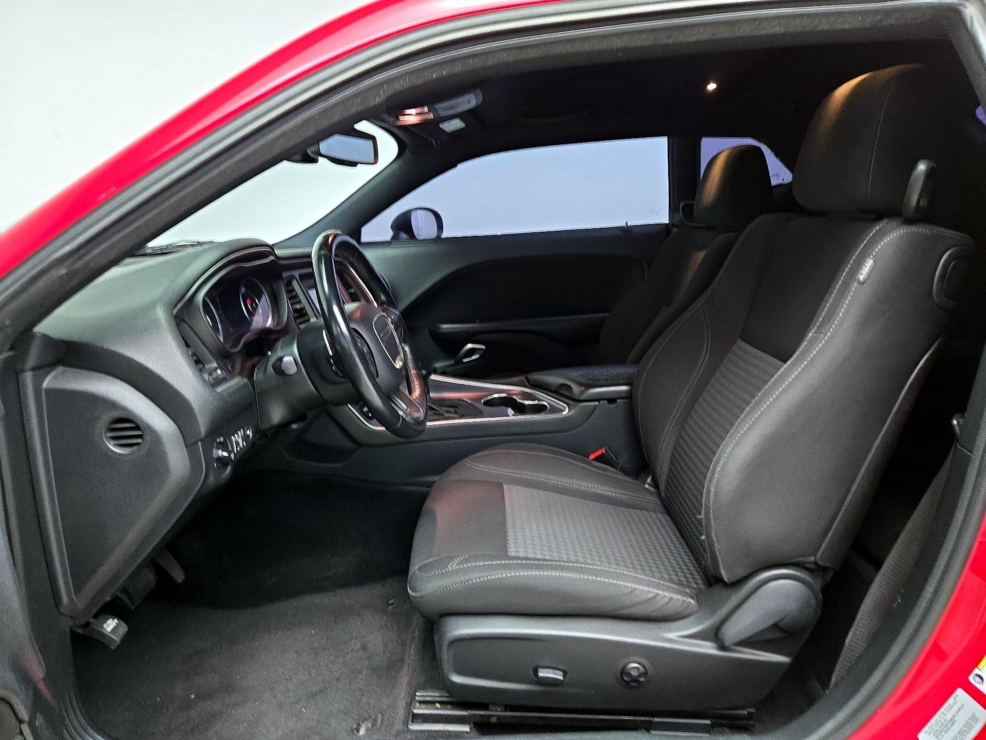 Thumbnail: 2015 Dodge Challenger - 11