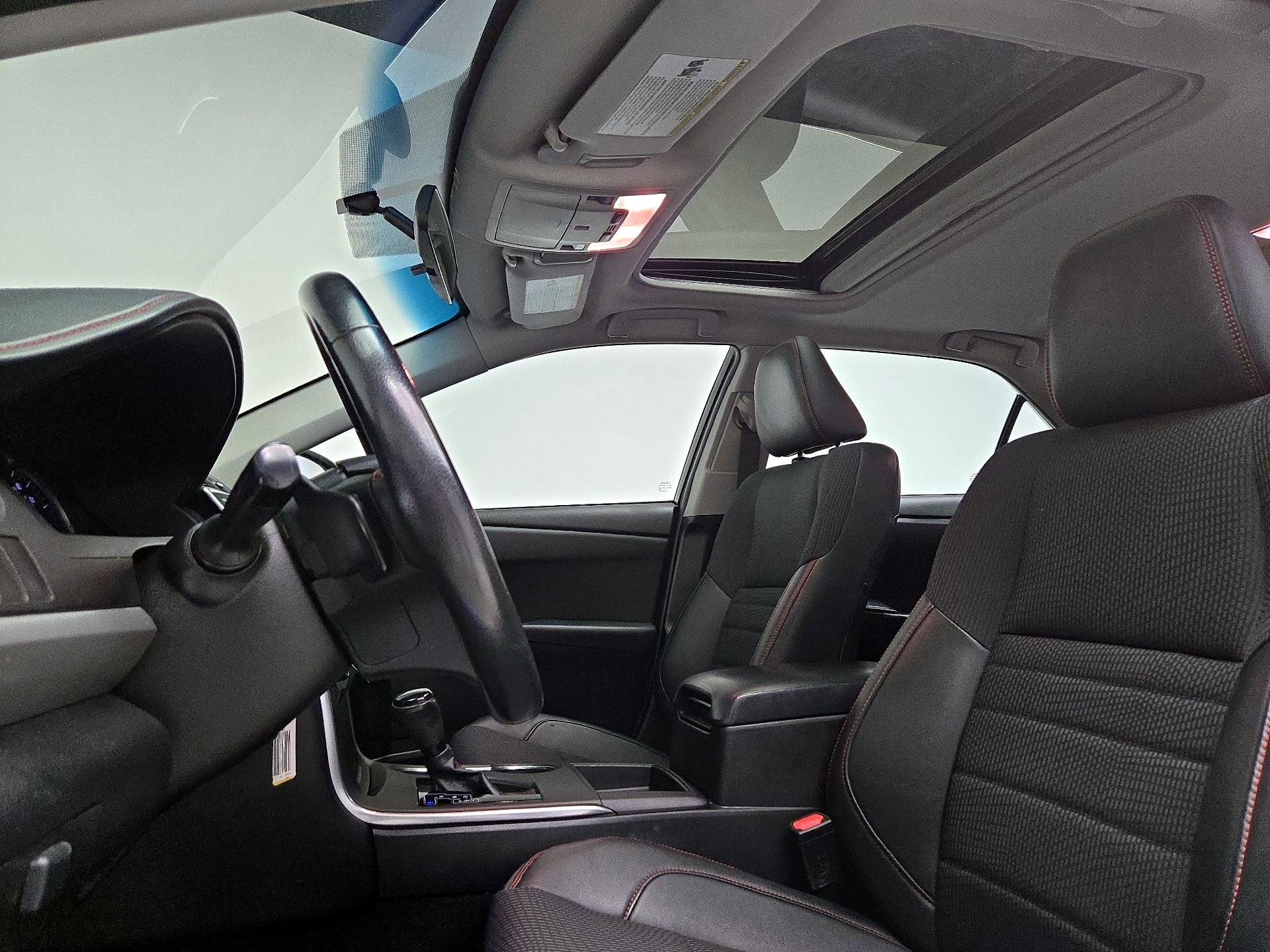 Thumbnail: 2016 Toyota Camry - 19