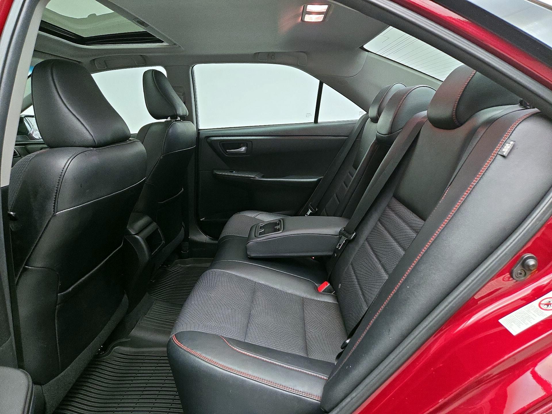 Thumbnail: 2016 Toyota Camry - 20