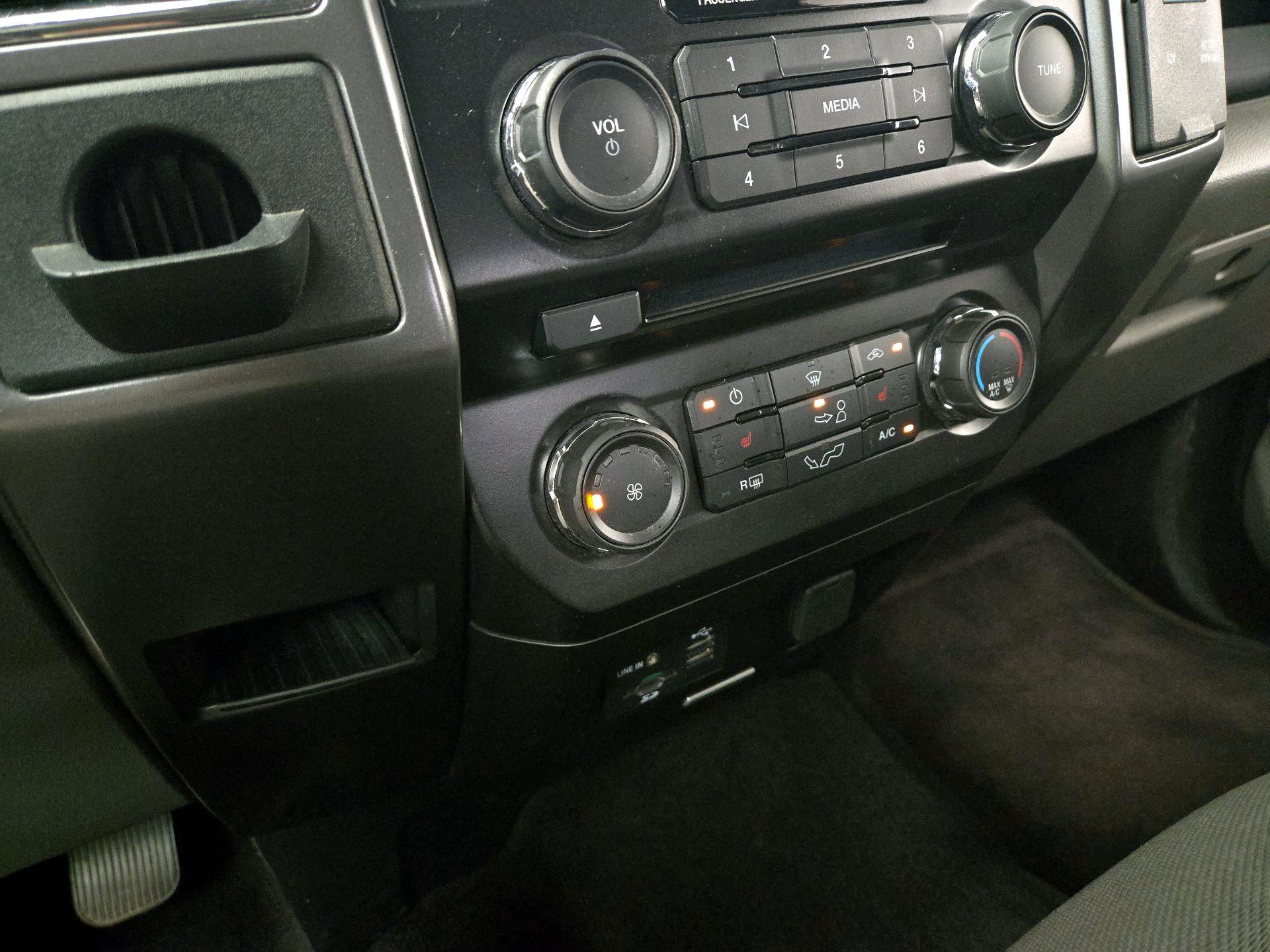 Thumbnail: 2015 Ford F-150 - 16