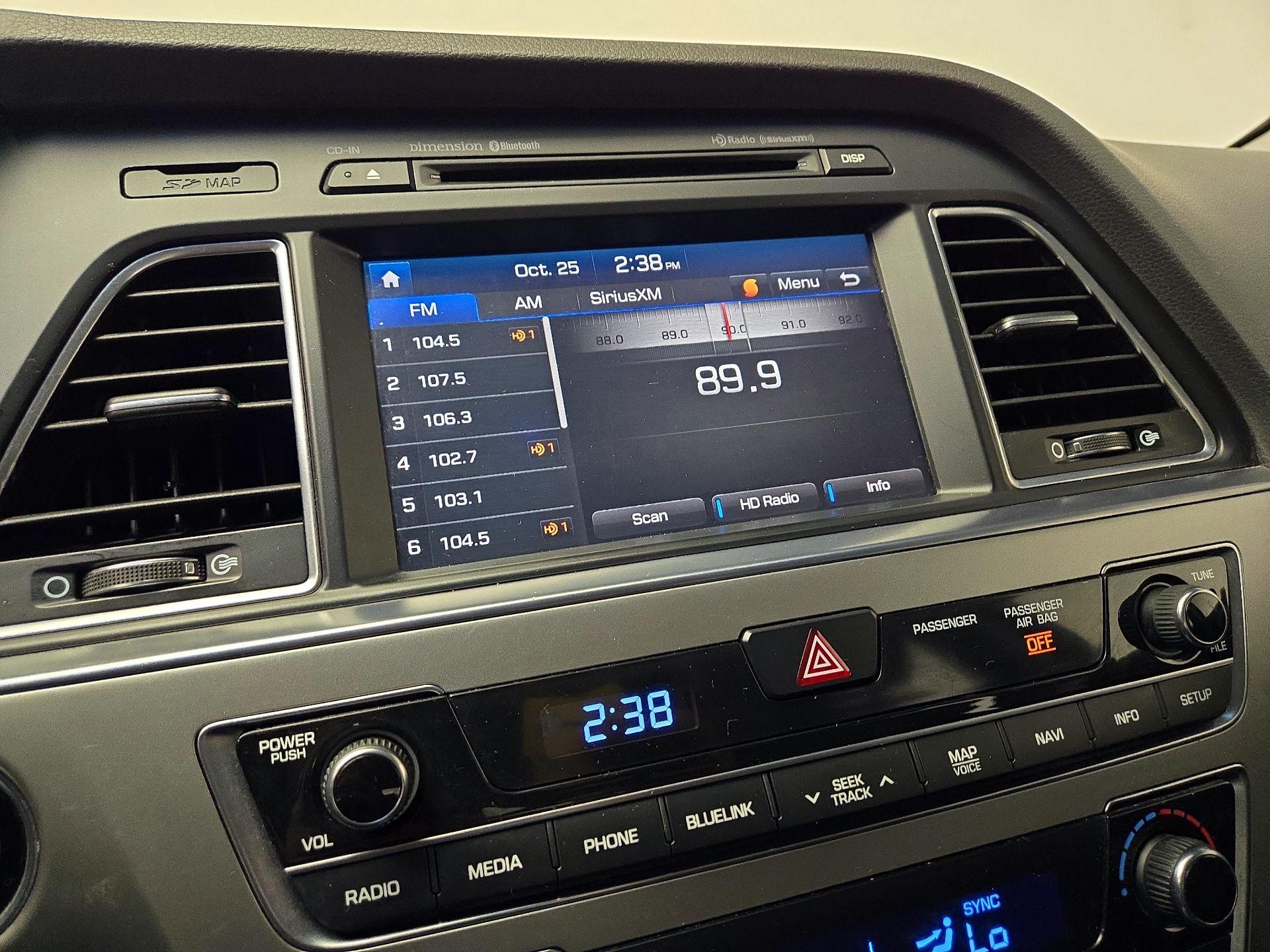 Thumbnail: 2015 Hyundai Sonata - 16