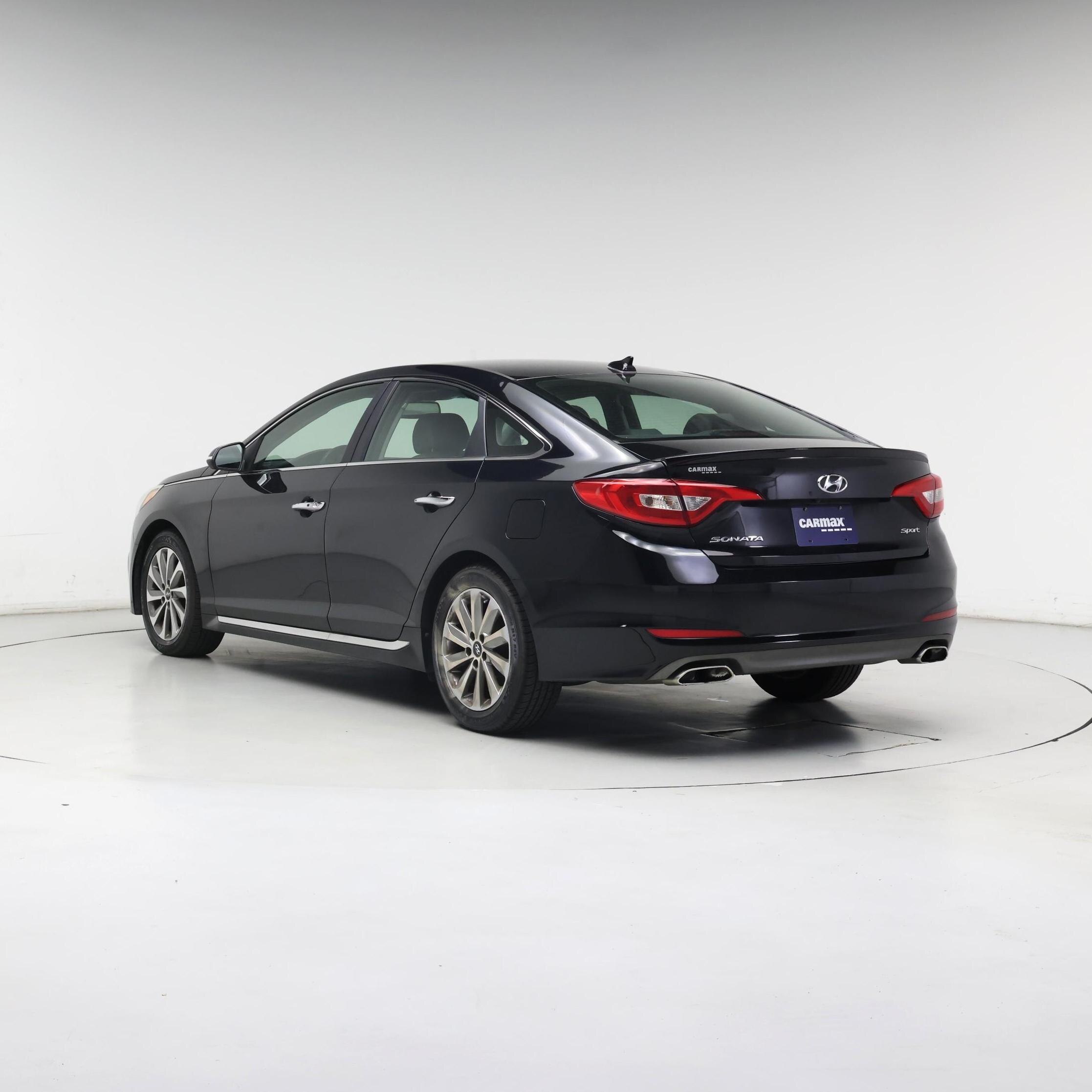 Thumbnail: 2015 Hyundai Sonata - 2