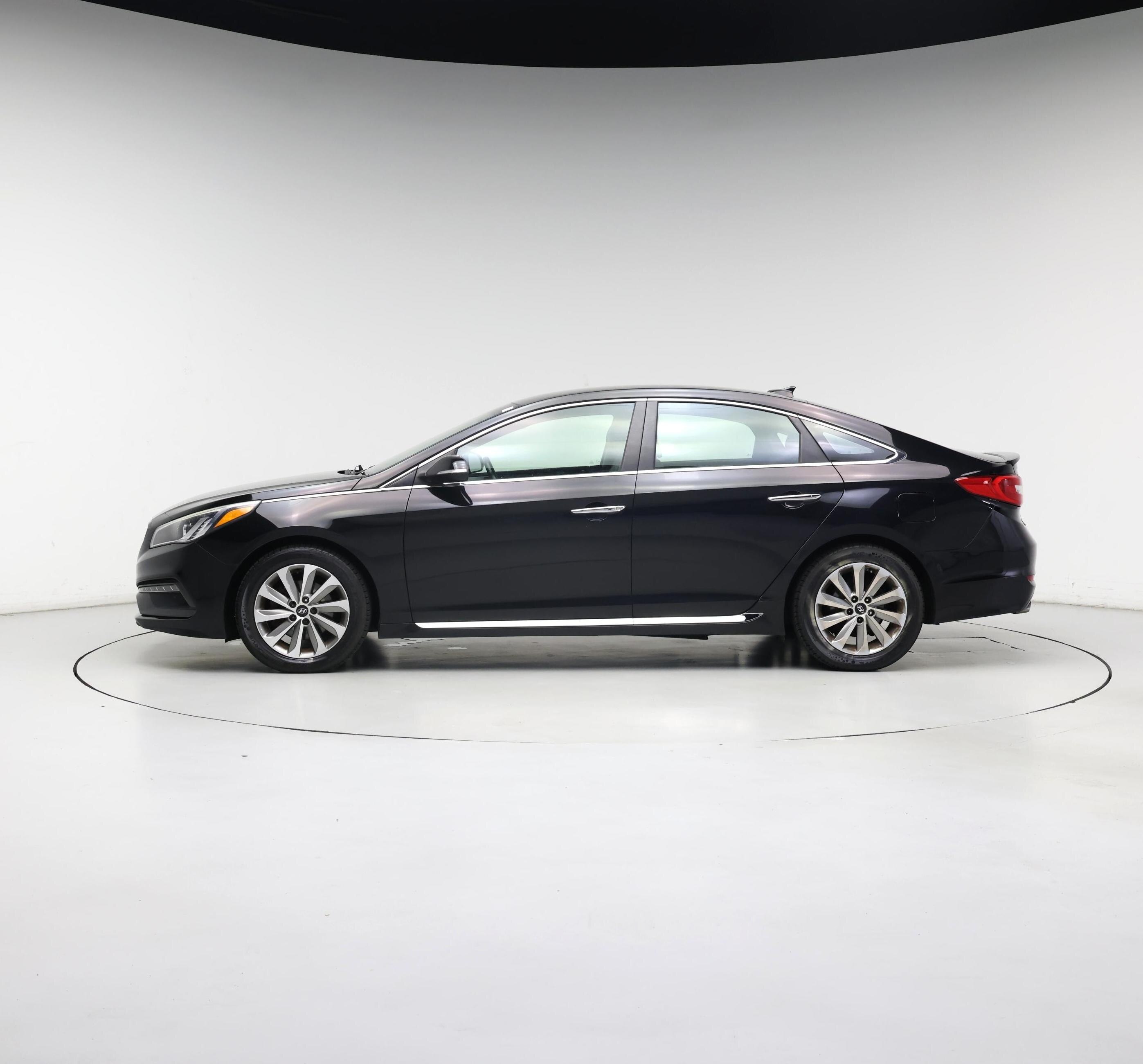 Thumbnail: 2015 Hyundai Sonata - 3