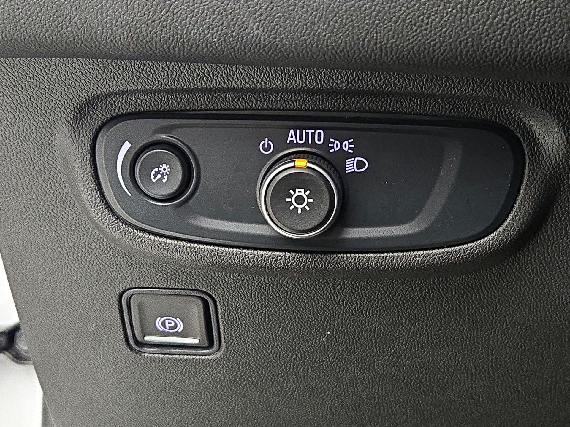 Thumbnail: 2024 GMC Terrain - 13