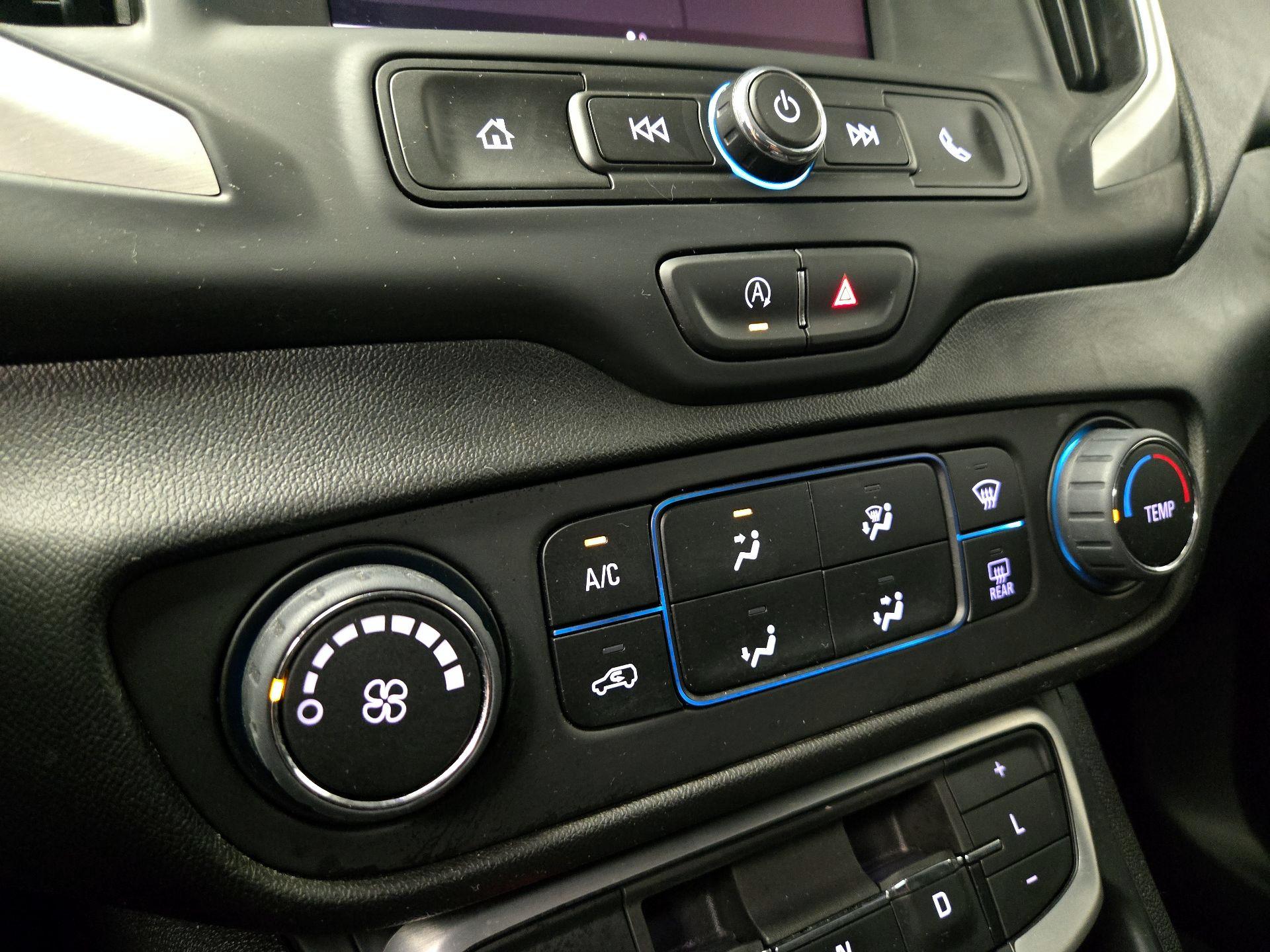 Thumbnail: 2024 GMC Terrain - 16