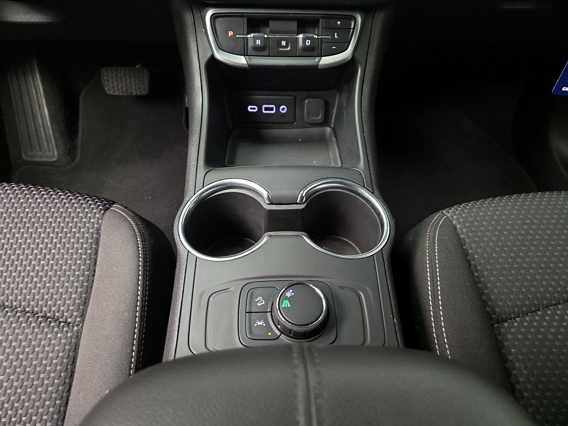 Thumbnail: 2024 GMC Terrain - 17