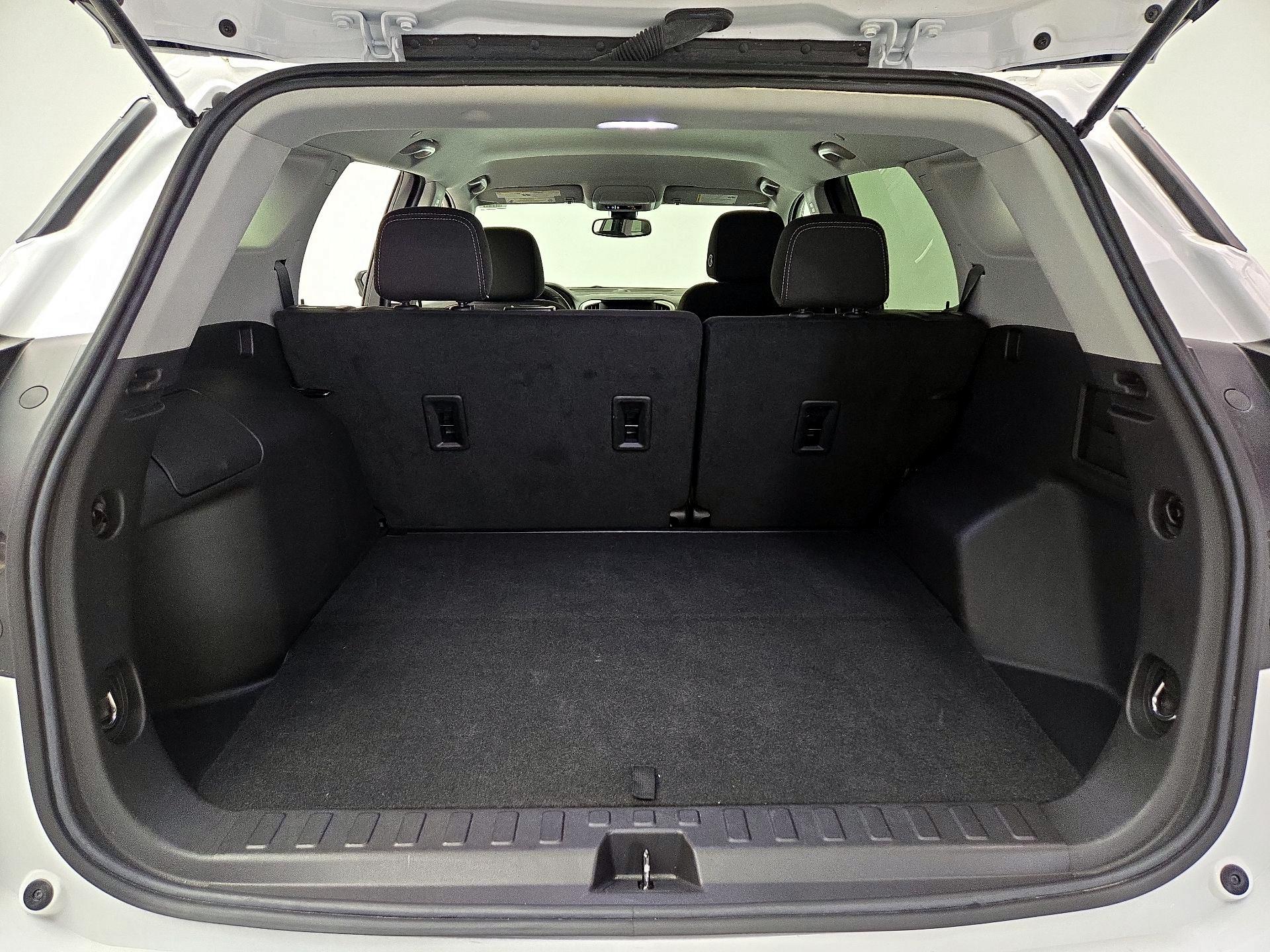 Thumbnail: 2024 GMC Terrain - 20