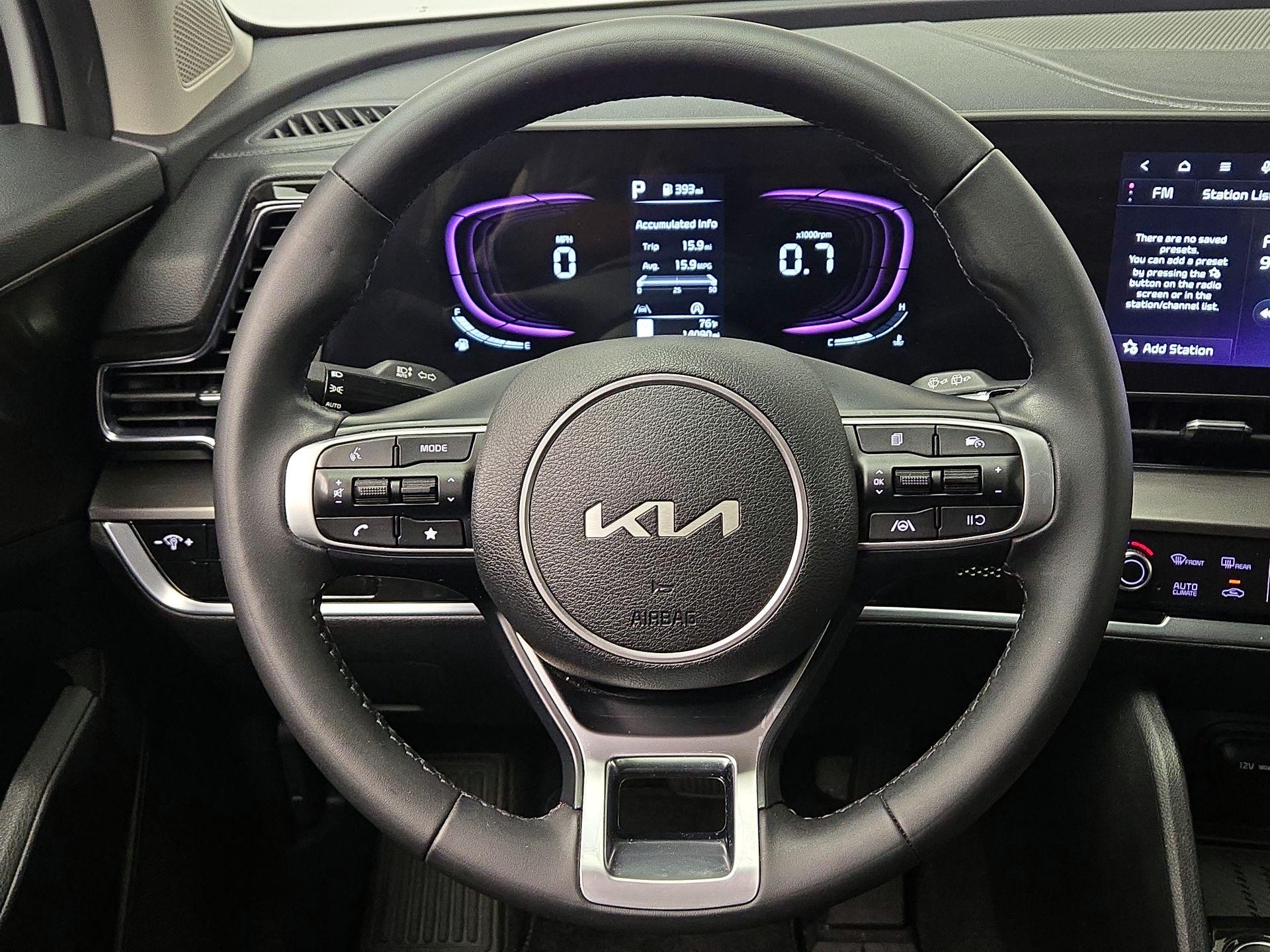 Thumbnail: 2023 Kia Sportage - 10
