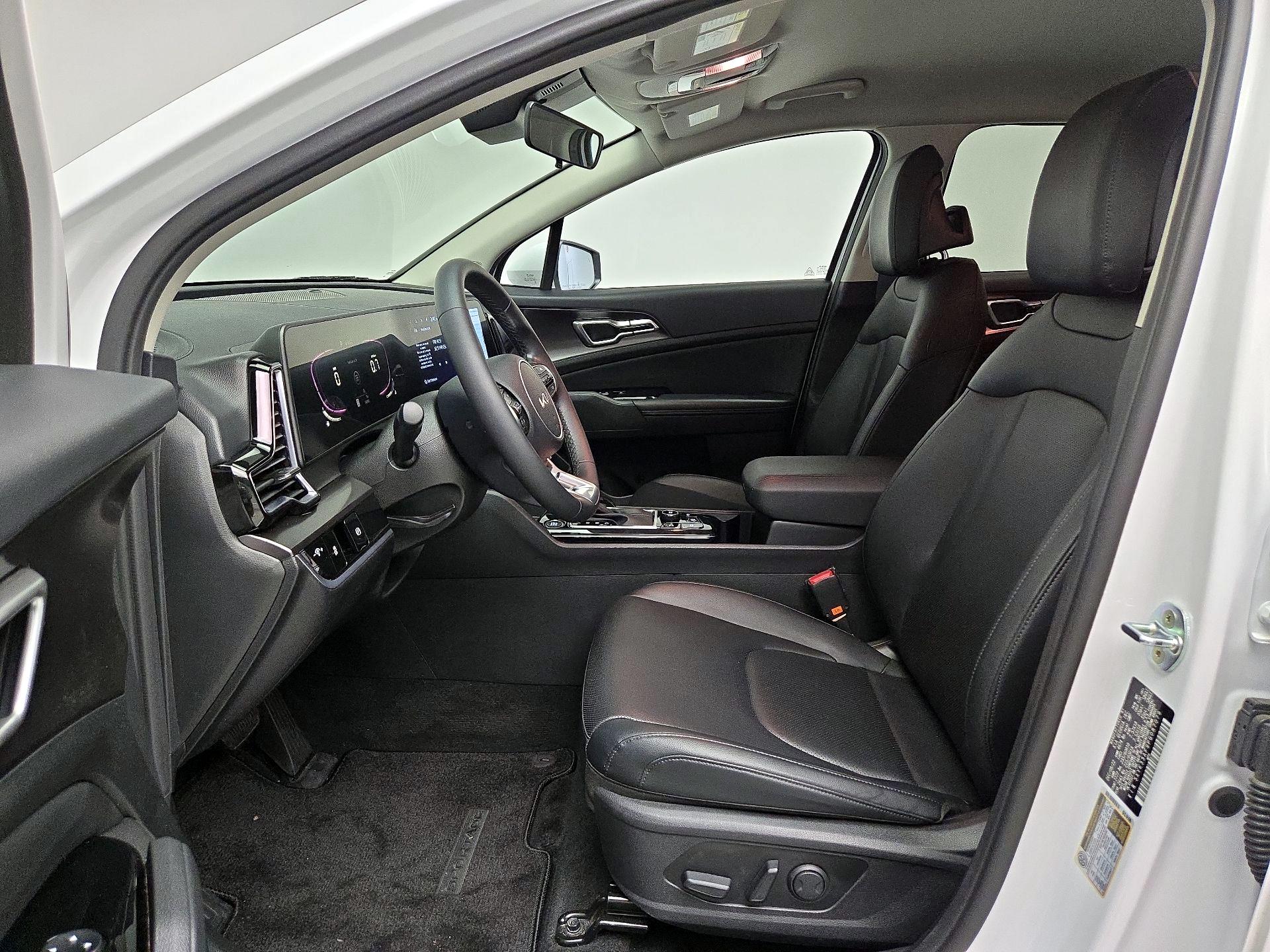 Thumbnail: 2023 Kia Sportage - 11