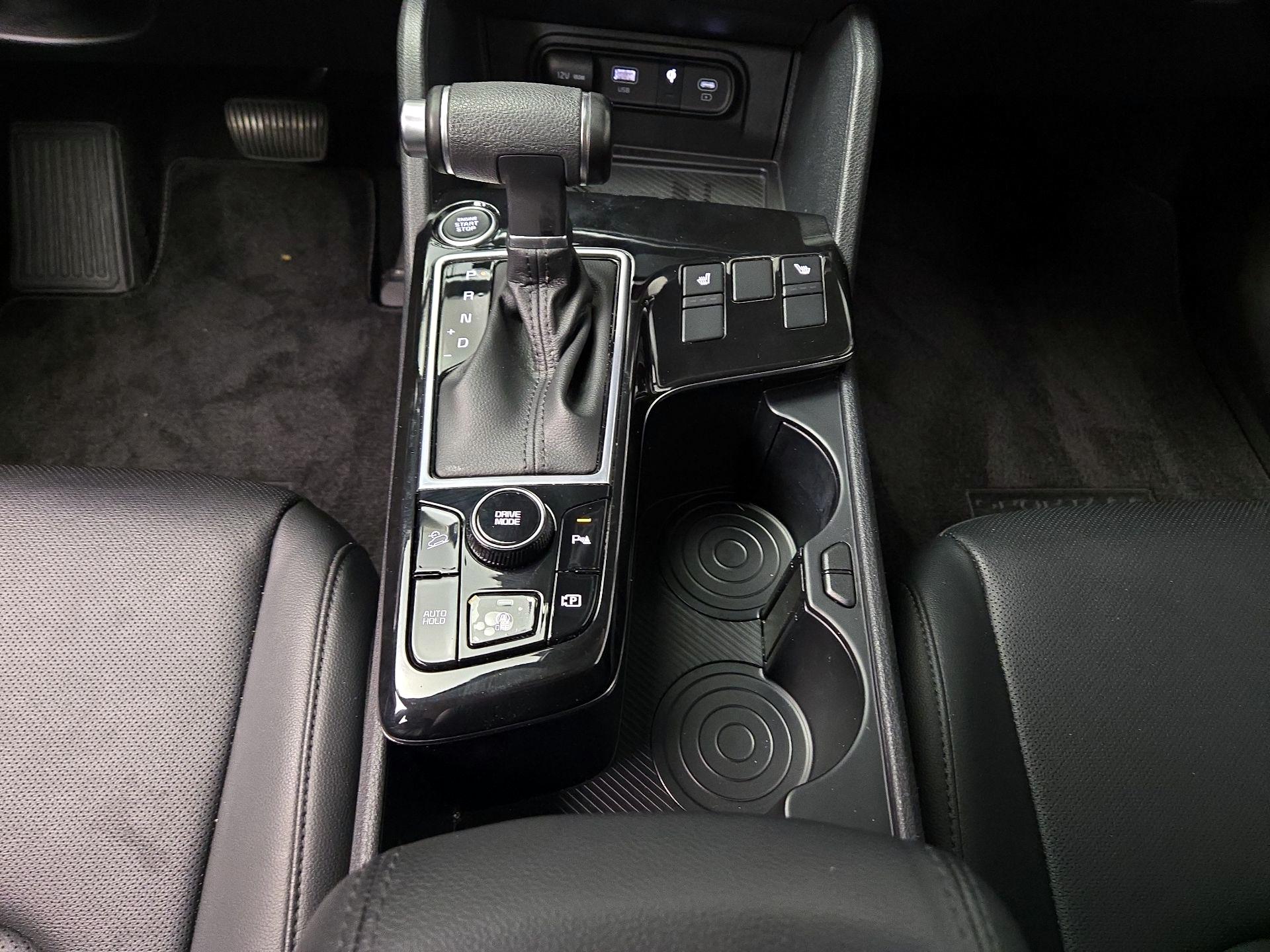 Thumbnail: 2023 Kia Sportage - 18