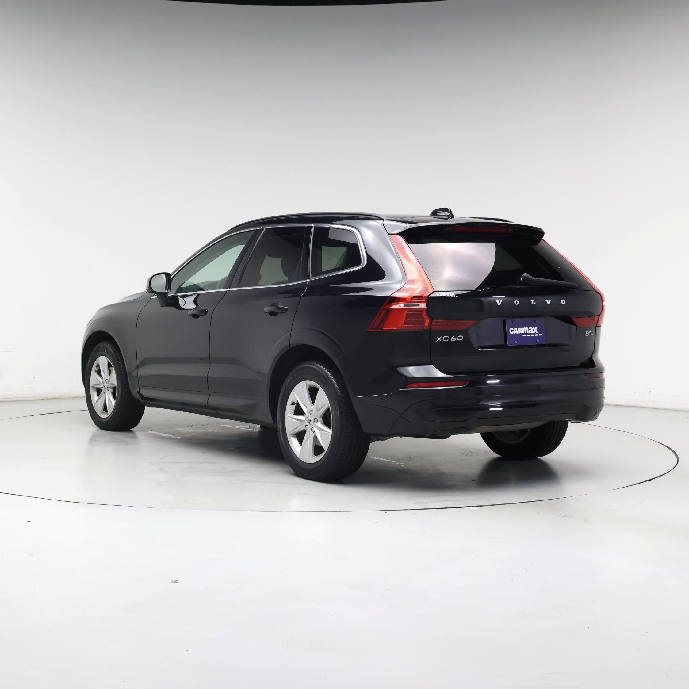 Thumbnail: 2022 Volvo XC60 - 2