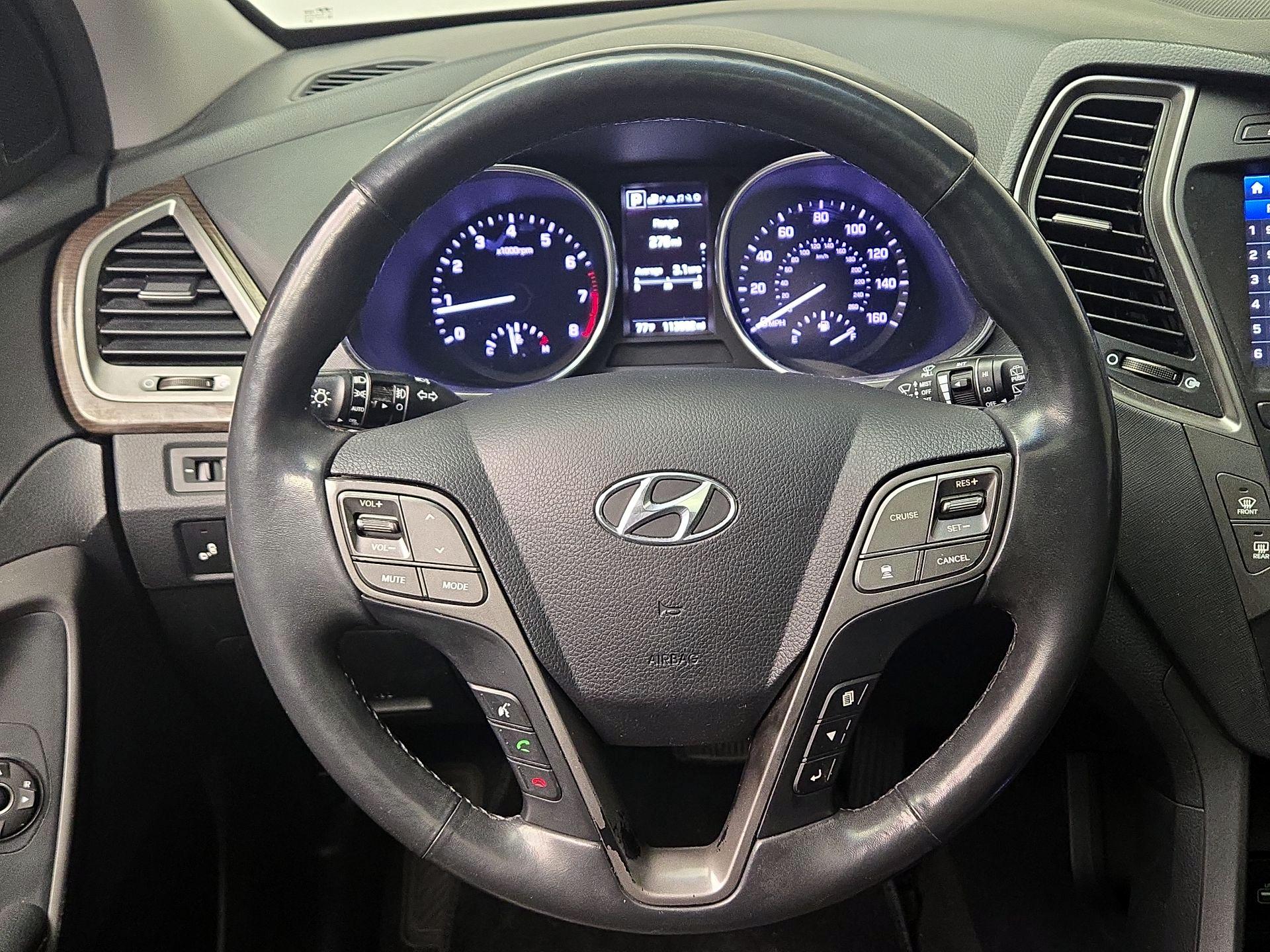 Thumbnail: 2017 Hyundai Santa Fe - 10