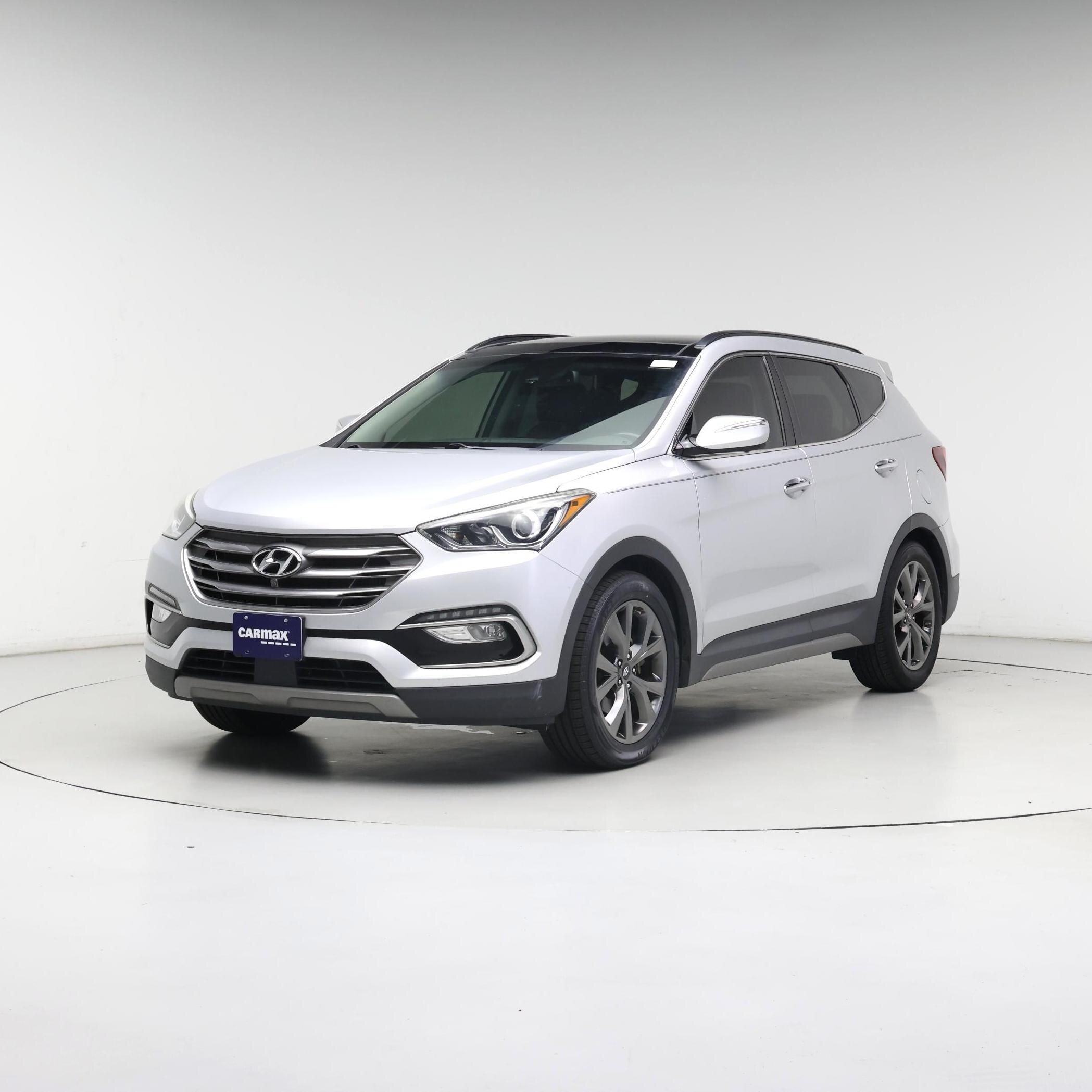 Thumbnail: 2017 Hyundai Santa Fe - 4