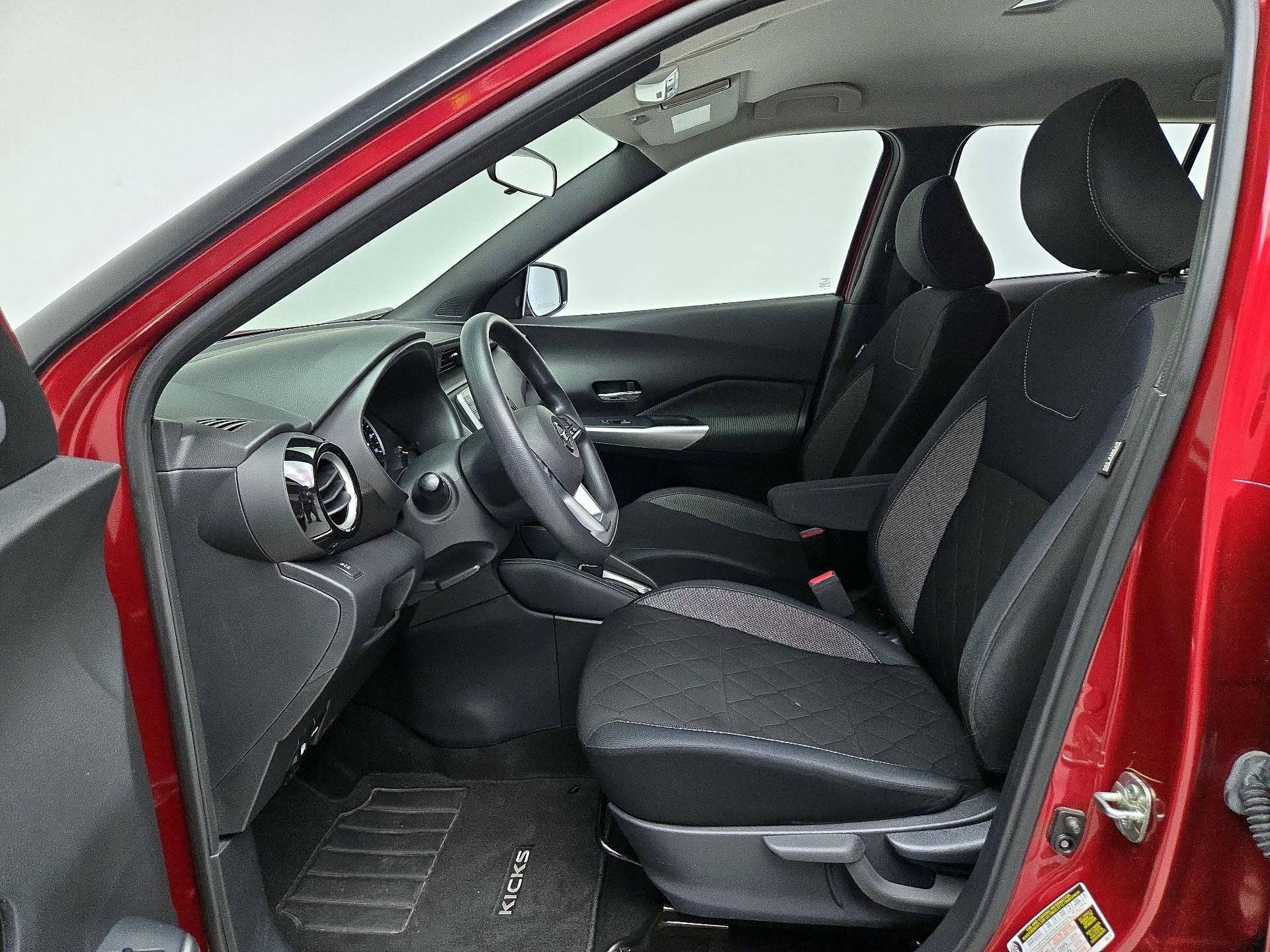 Thumbnail: 2019 Nissan Kicks - 11