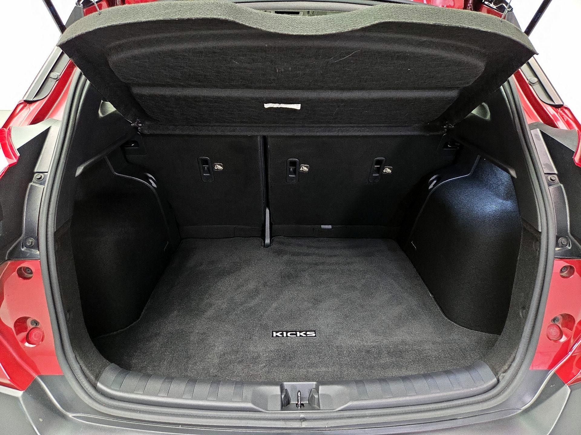 Thumbnail: 2019 Nissan Kicks - 20