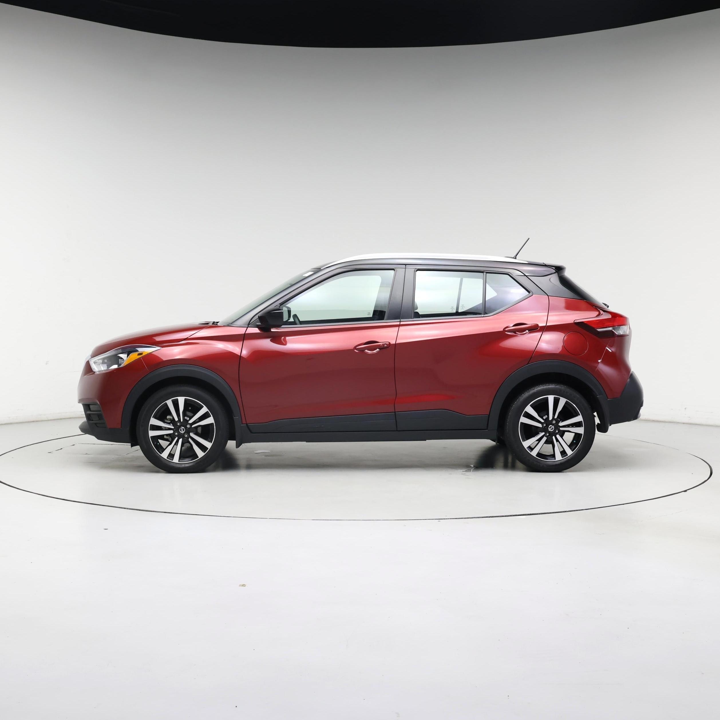 Thumbnail: 2019 Nissan Kicks - 3