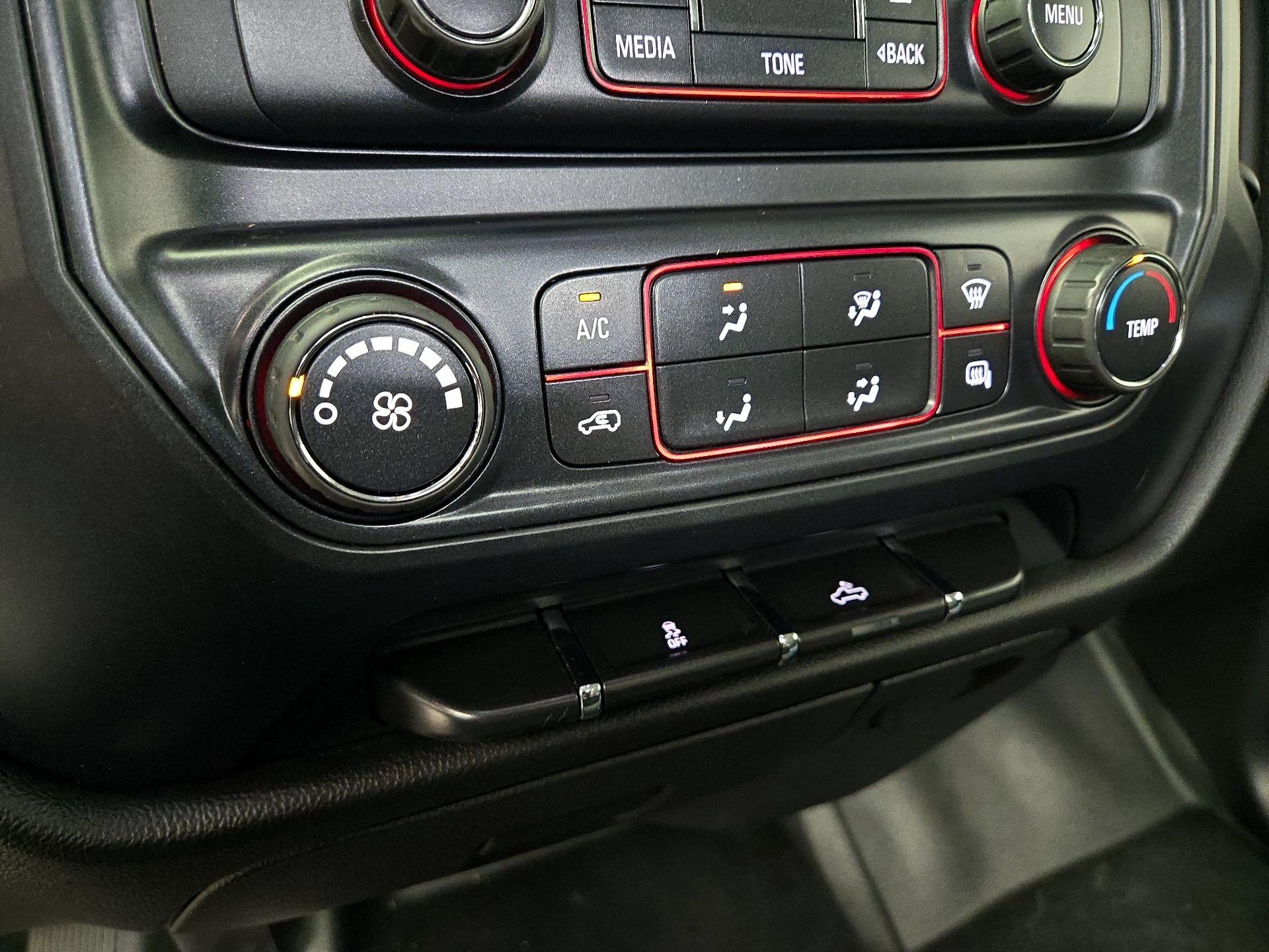 Thumbnail: 2014 GMC Sierra 1500 - 15