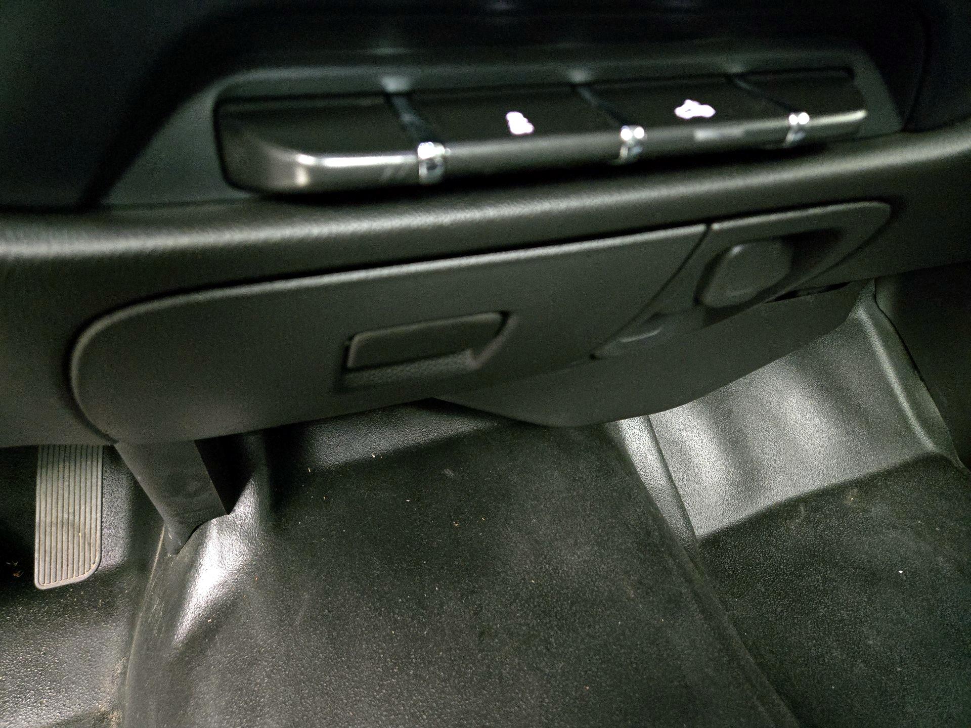 Thumbnail: 2014 GMC Sierra 1500 - 17
