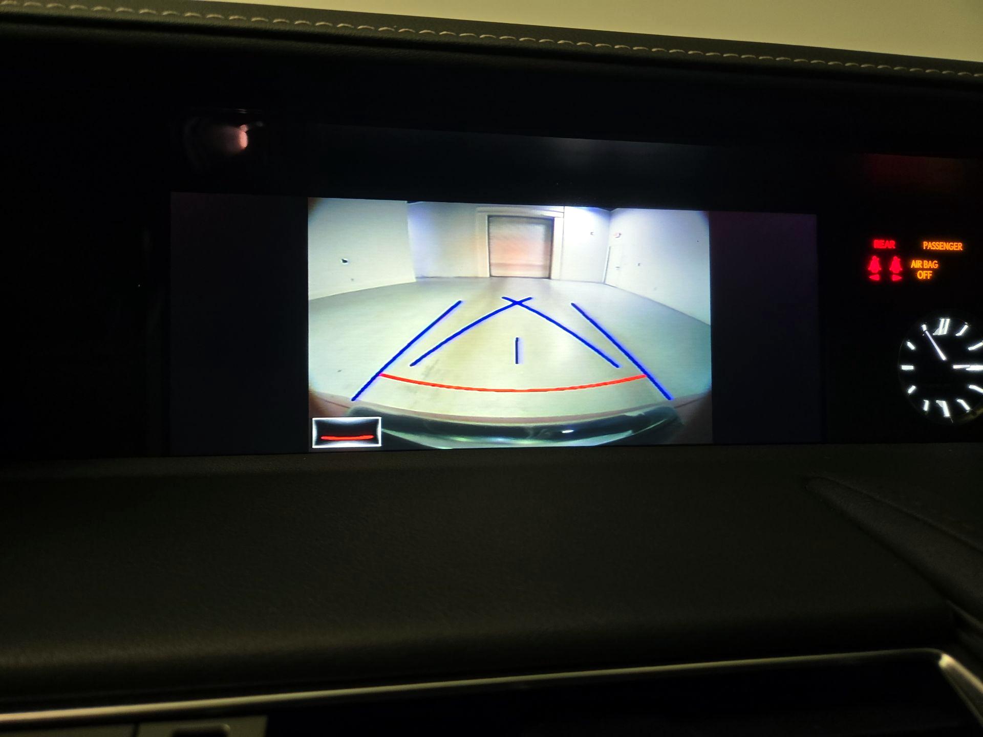 Thumbnail: 2021 Lexus LC - 15