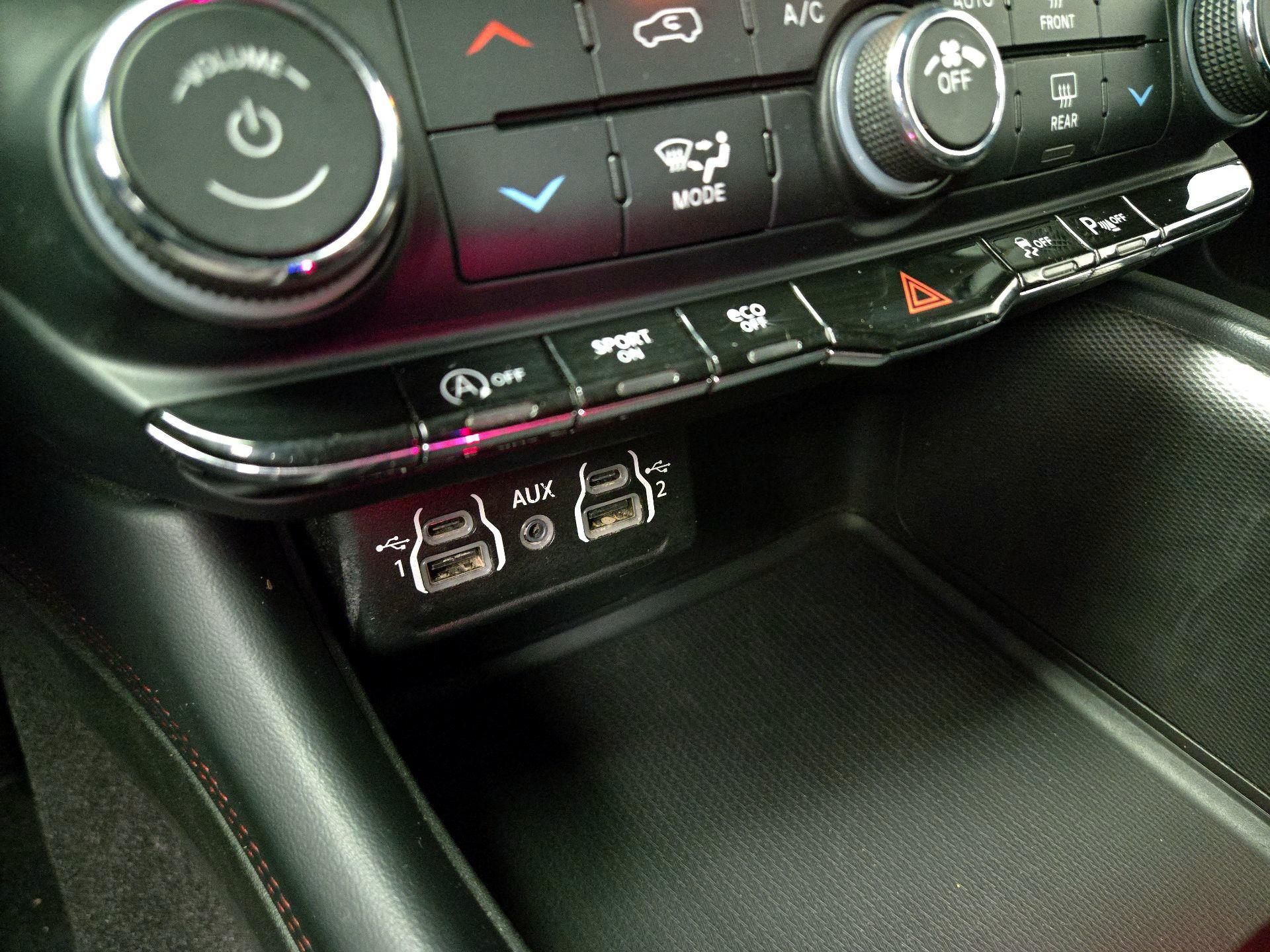 Thumbnail: 2023 Dodge Durango - 18