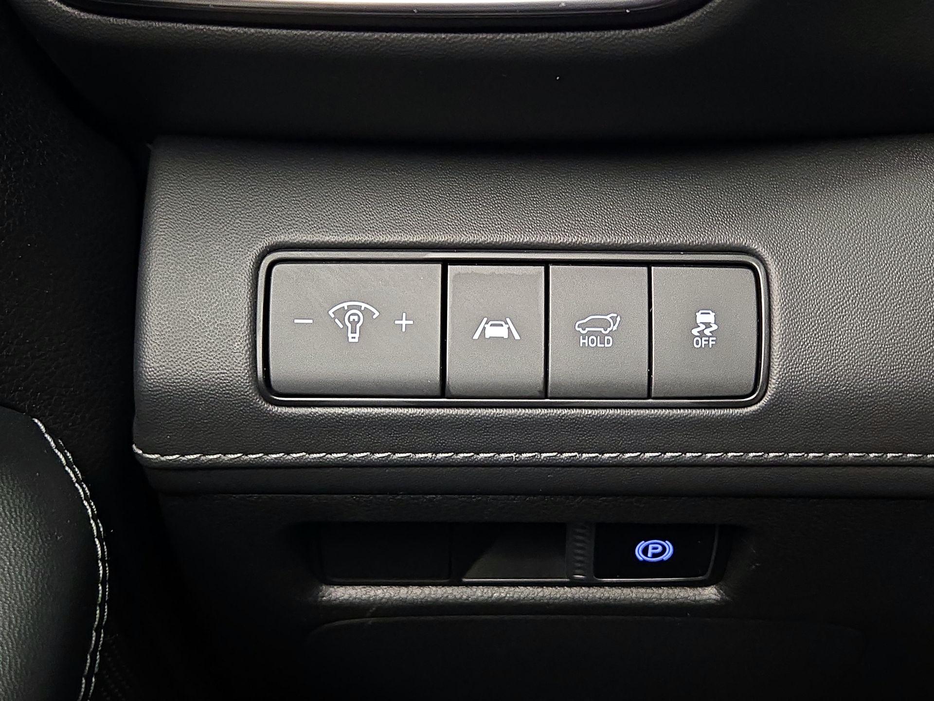 Thumbnail: 2023 Hyundai Santa Fe - 13